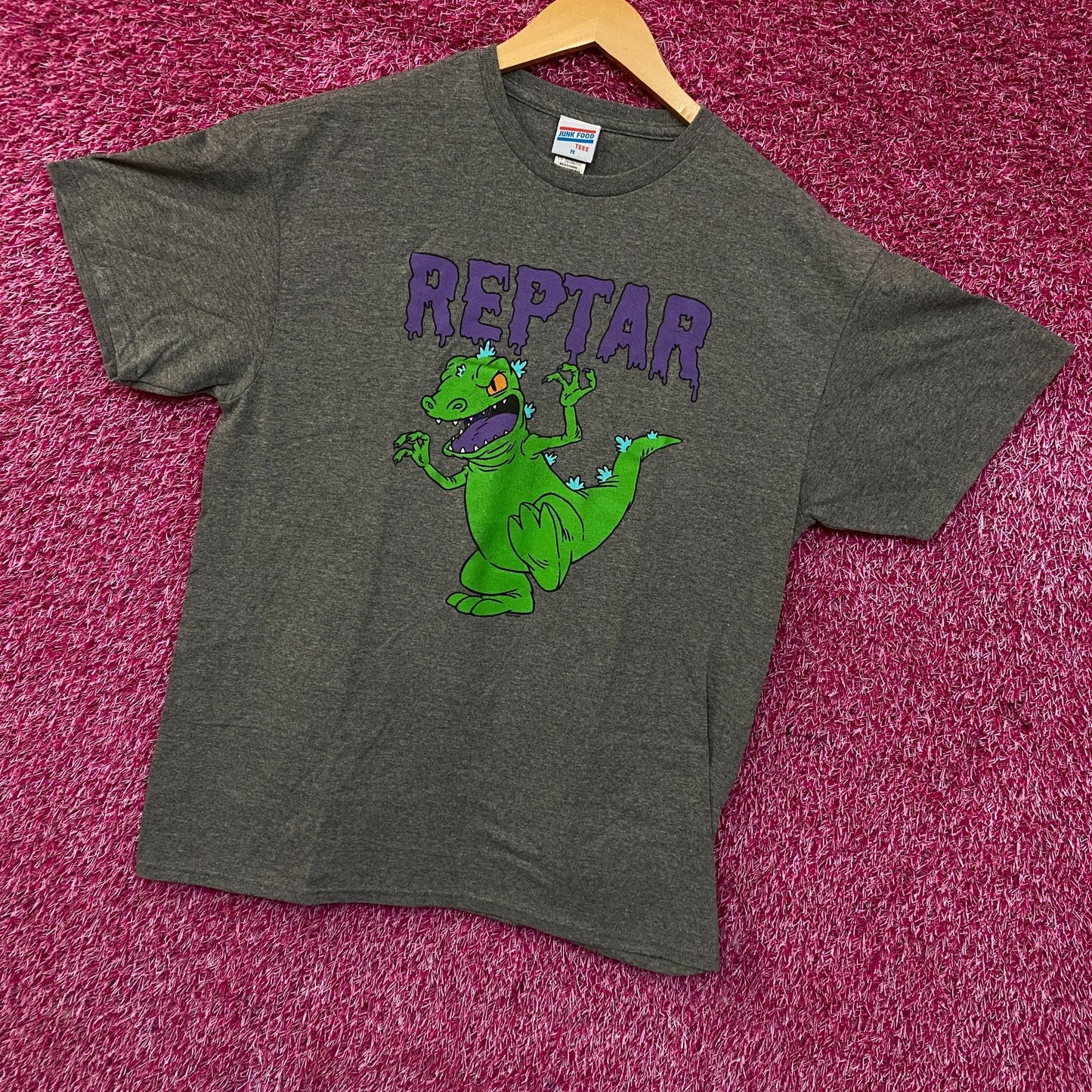 Rugrats Reptar Character T-shirt size Medium