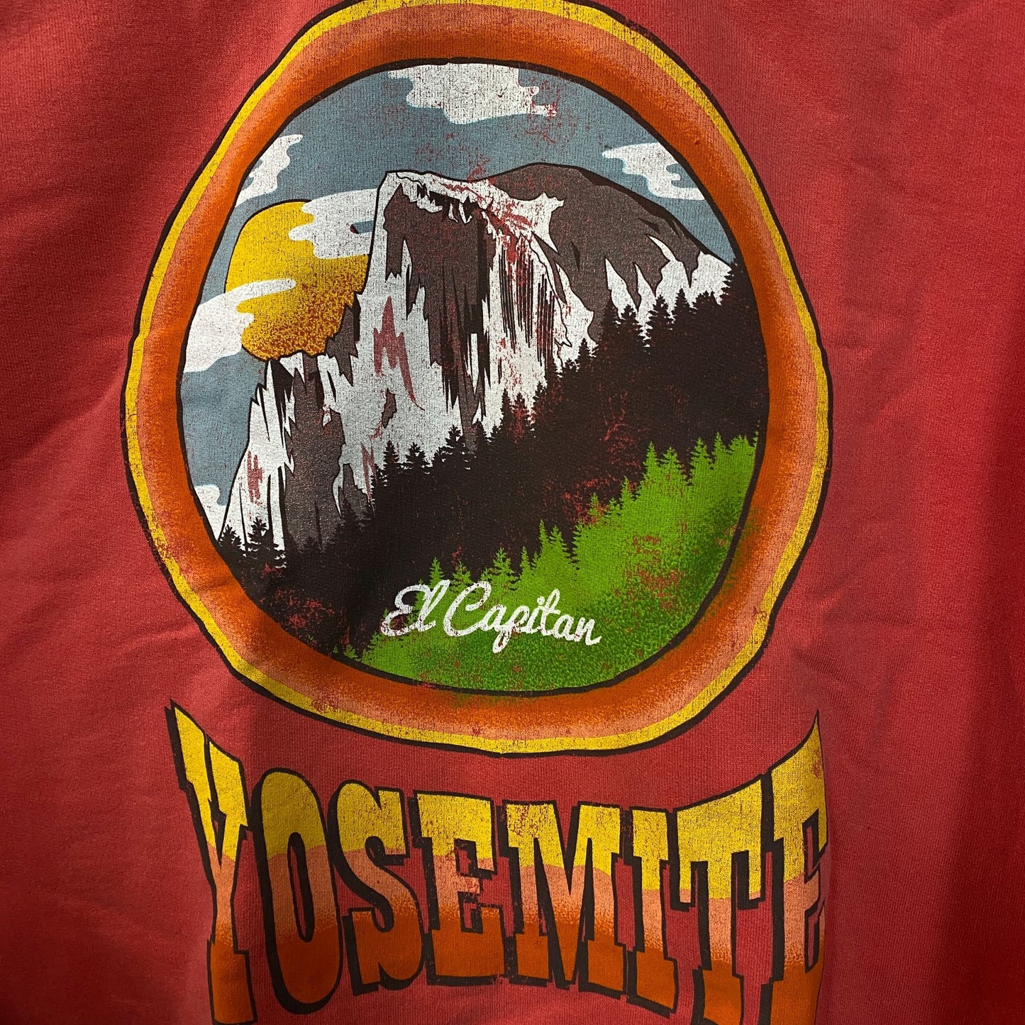 Yosemite National Park Crewneck Sweater size small