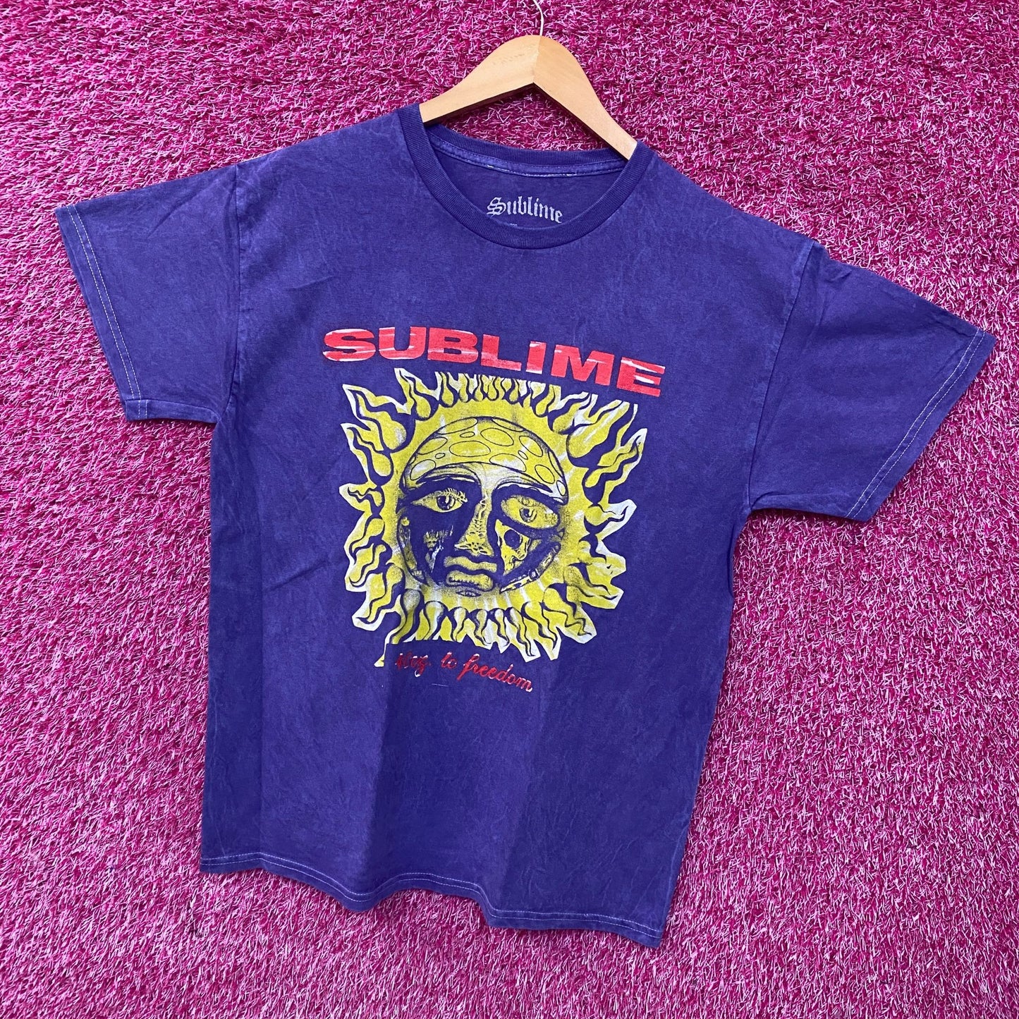 Sublime 40 Oz. To Freedom Sun Logo Graphic T-Shirt Large