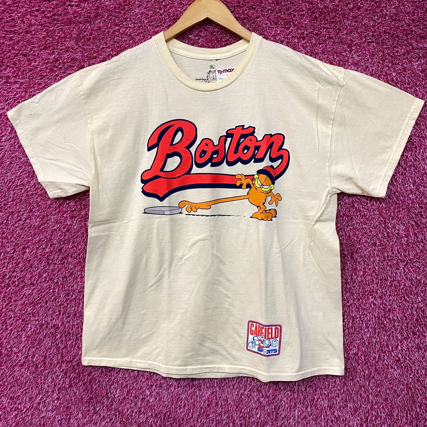 Garfield Boston Baseball Cartoon Graphic Design T-Shirt XL