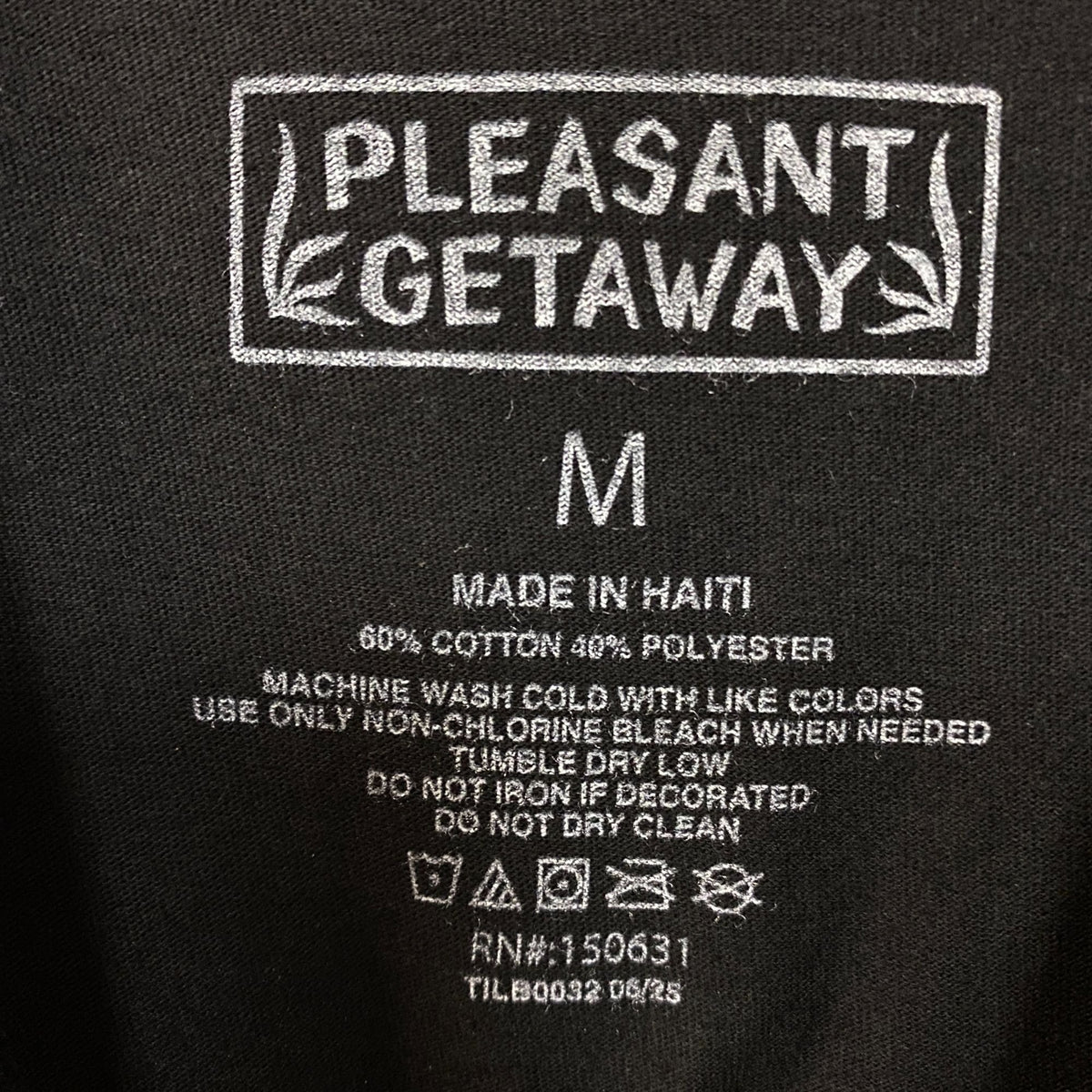 Pleasant Getaway Osaka Boys "Car Culture Is Alive!" Graphic Men's T-Shirt Medium