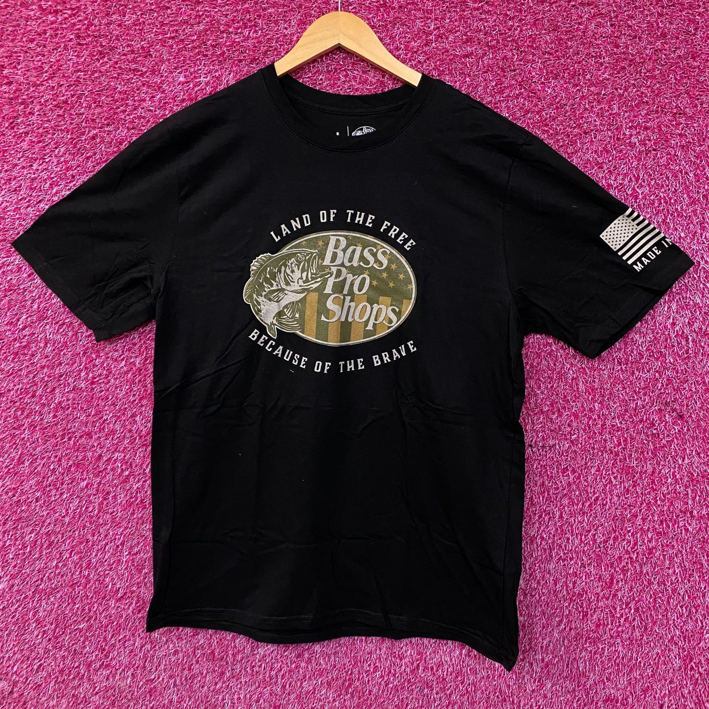Bass Pro Shops USA Land Of The Free Graphic T-Shirt Large