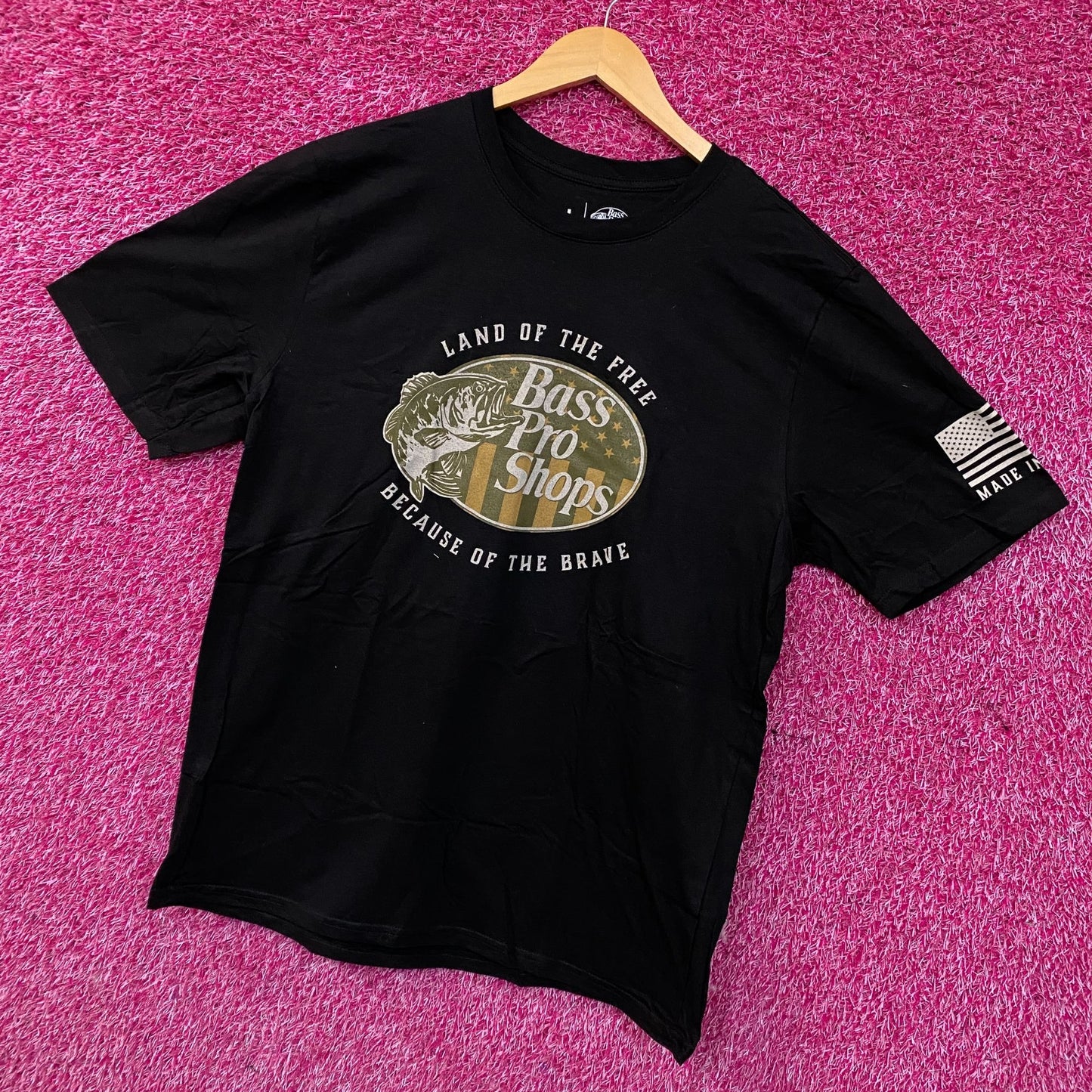 Bass Pro Shops USA Land Of The Free Graphic T-Shirt Large