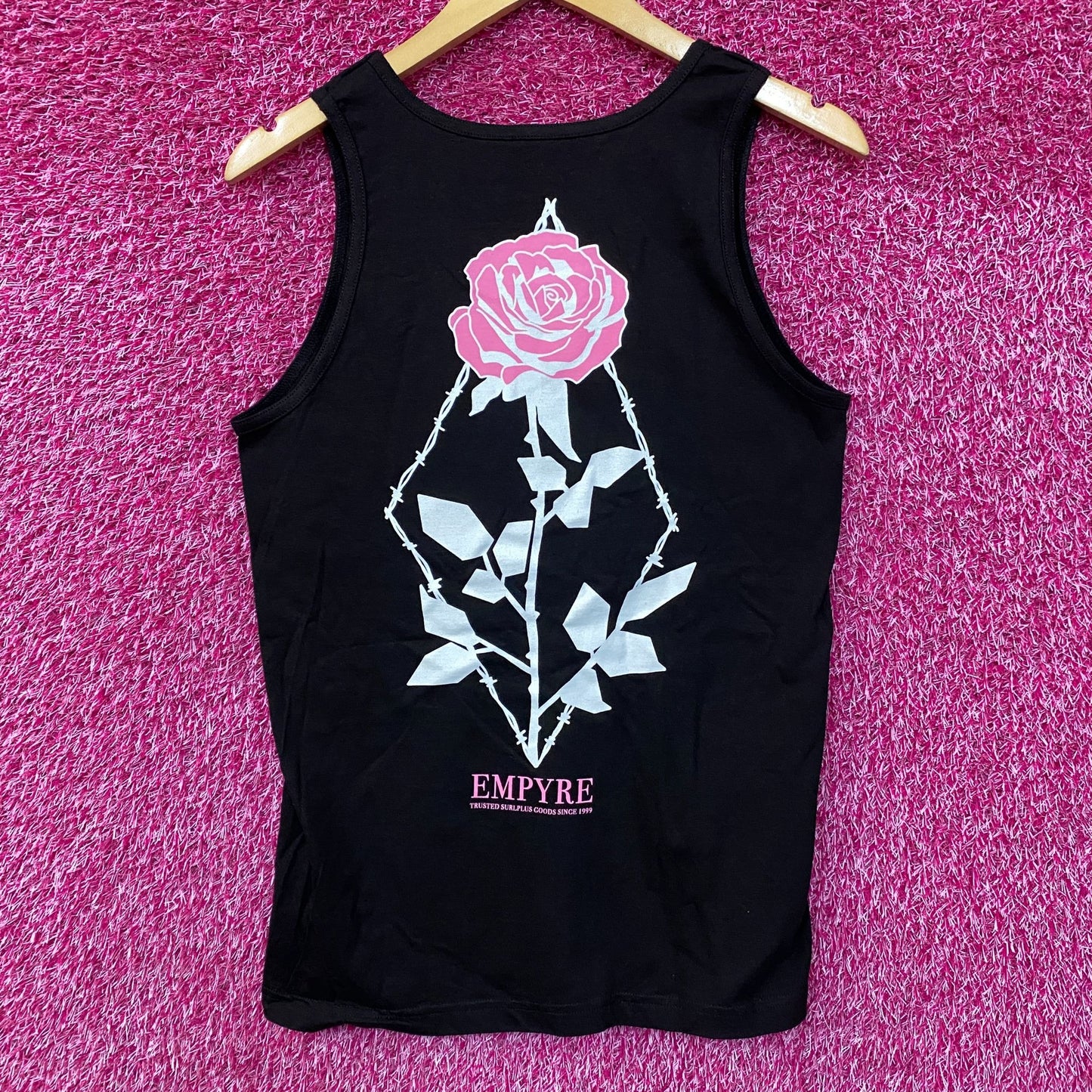 Empyre Rose street wear Tank size Extra Small