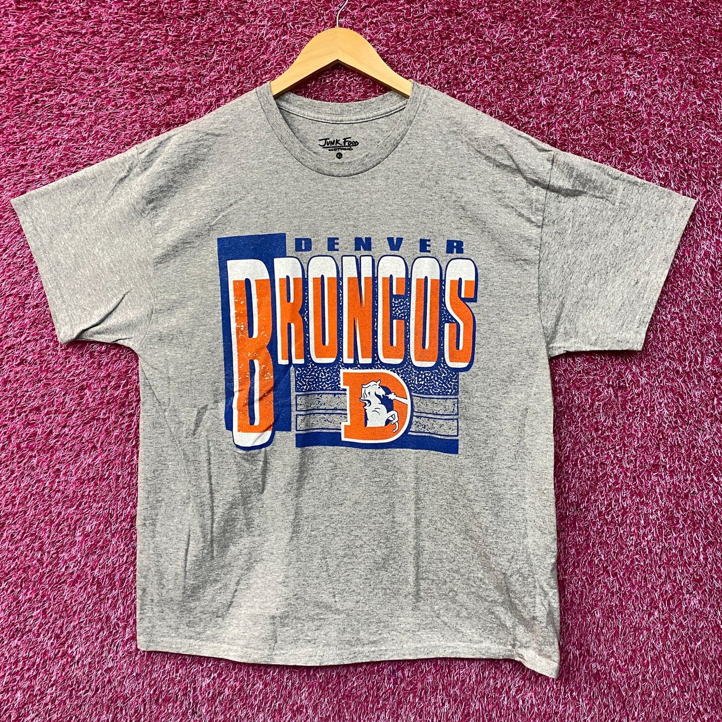 Junk Food Clothing NFL Denver Broncos Complete T-Shirt XL