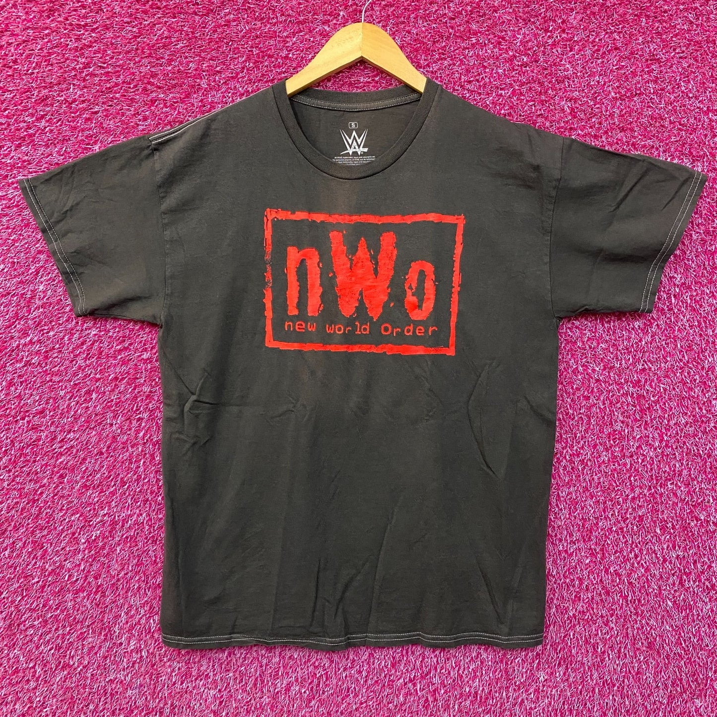 WWE New World Order NWO T-Shirt Small