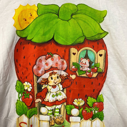 Strawberry Shortcake Berry Sunny House Graphic T-Shirt Small