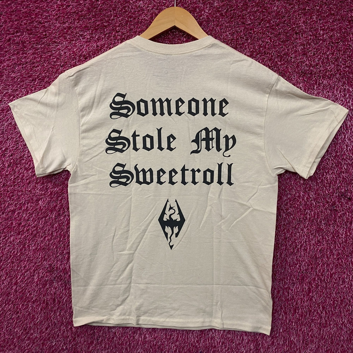 Ripple Junction The Elder Scrolls V: Skyrim Graphic T-Shirt Medium