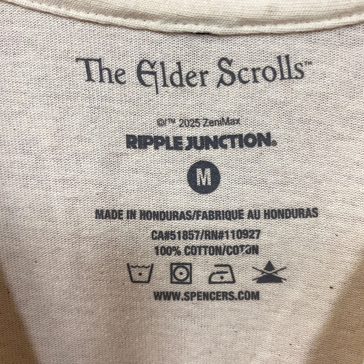 Ripple Junction The Elder Scrolls V: Skyrim Graphic T-Shirt Medium