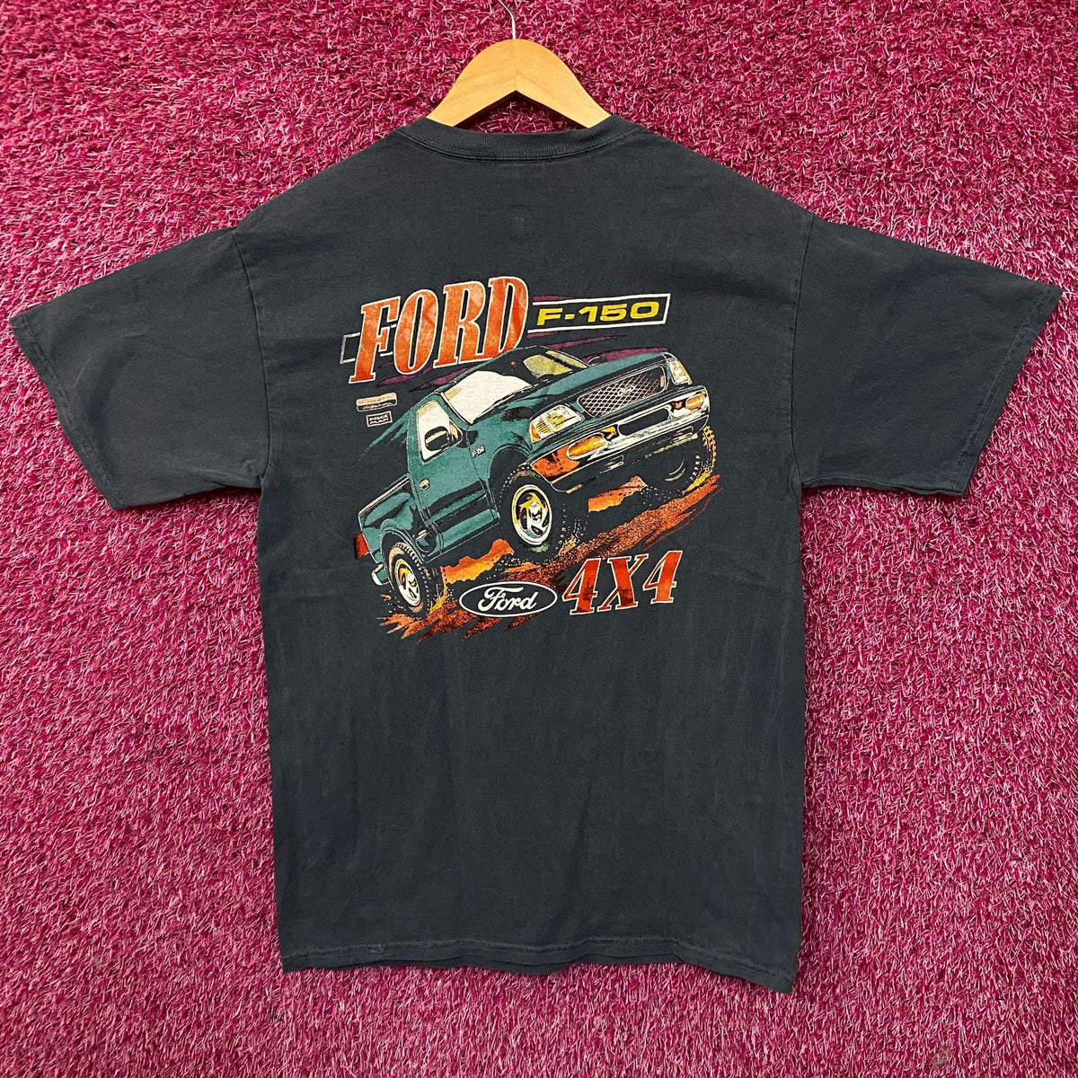 Junk Food Clothing Ford F-150 "High Tech Hauler" 4x4 Graphic T-Shirt Large