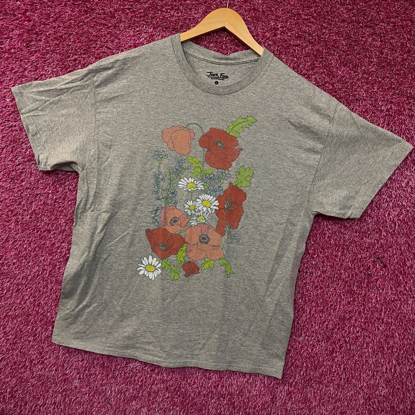 Junk Food Flowers Cotton Graphic T-Shirt Large