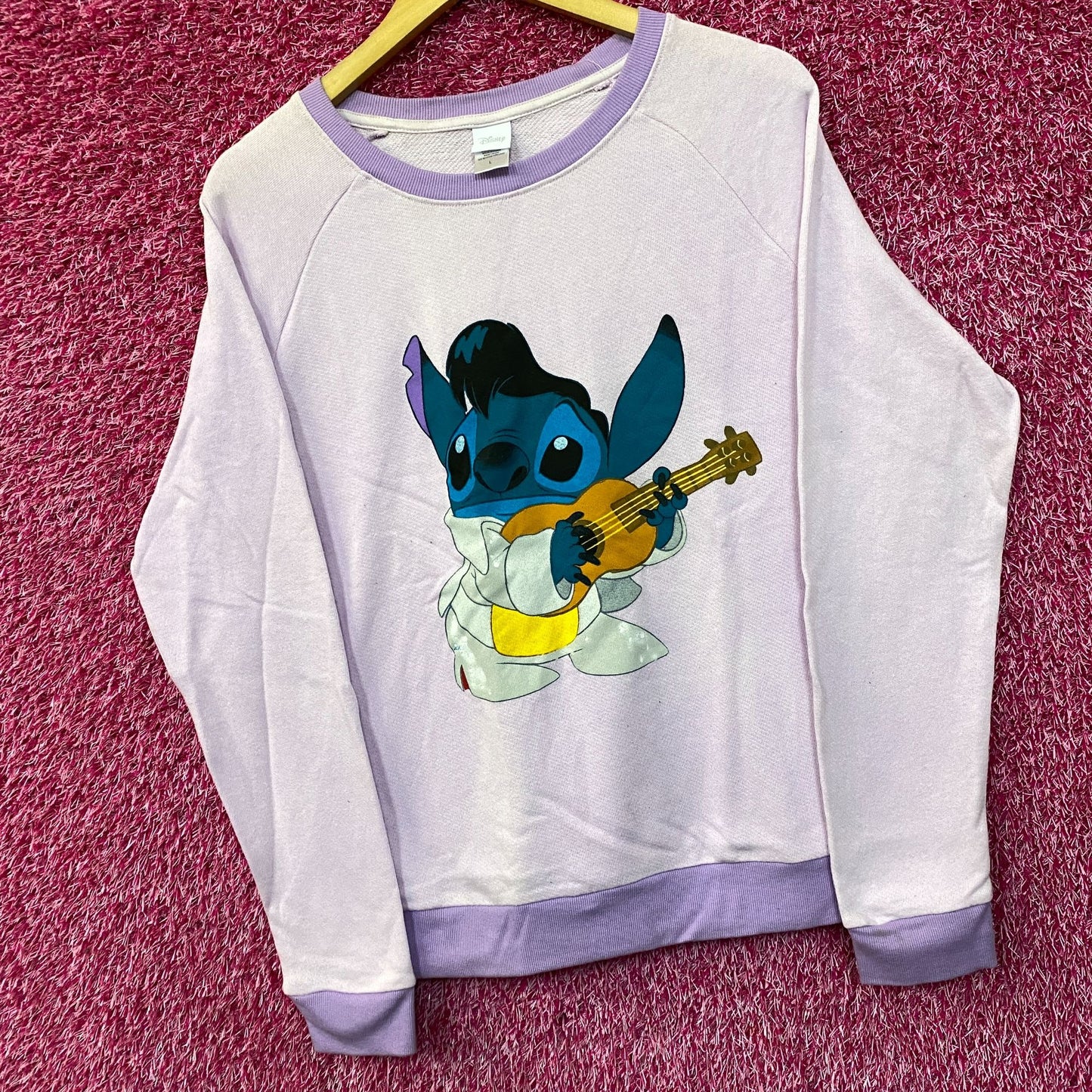 Disney Lilo and Stitch Elvis Stitch crewneck size Large