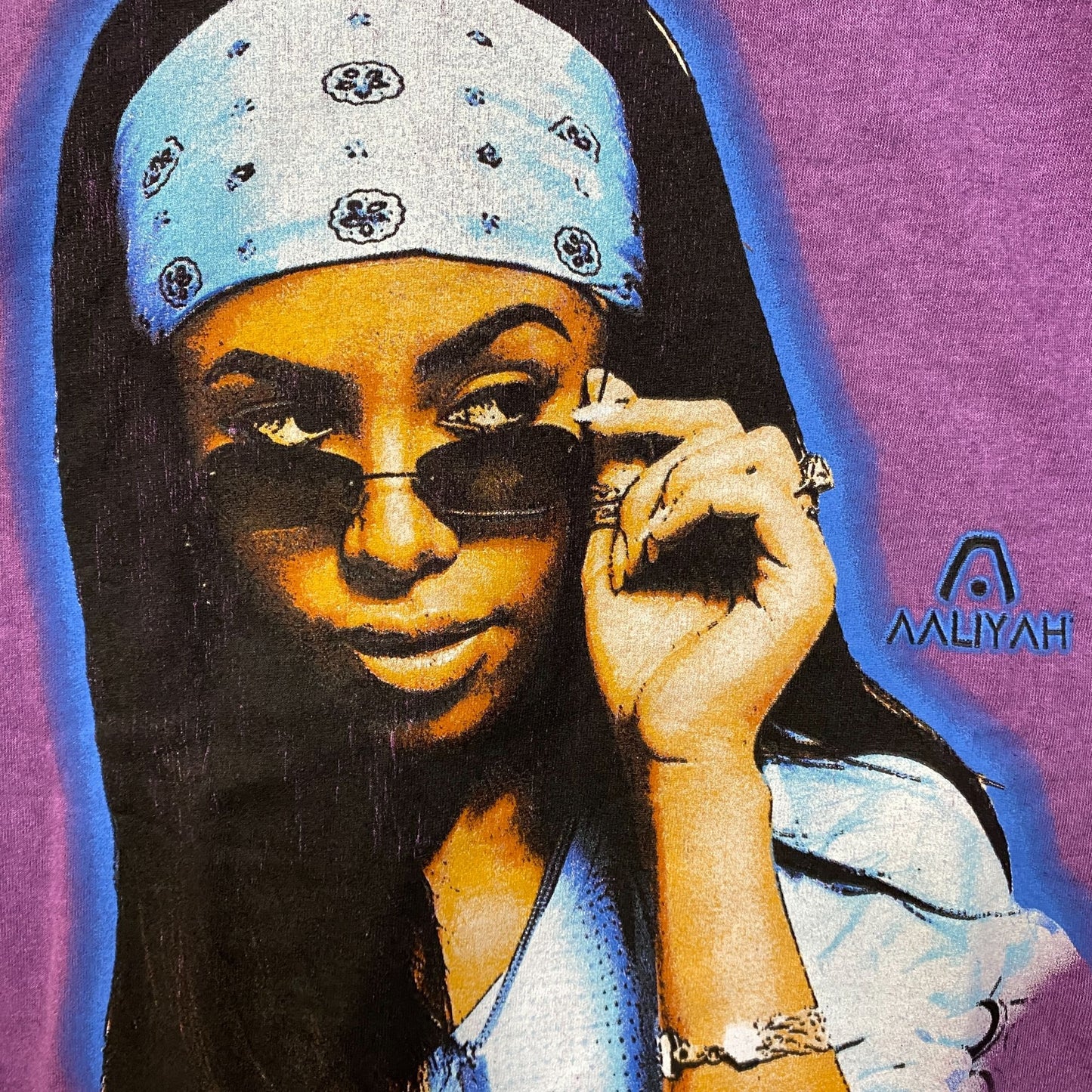 Aaliyah Princess Of RnB Airbrush Graphic T-Shirt Medium