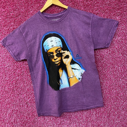 Aaliyah Princess Of RnB Airbrush Graphic T-Shirt Medium