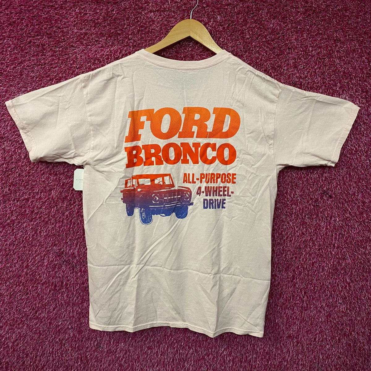 Junk Food Ford Bronco 4-Wheel-Drive Pink Graphic T-Shirt Medium