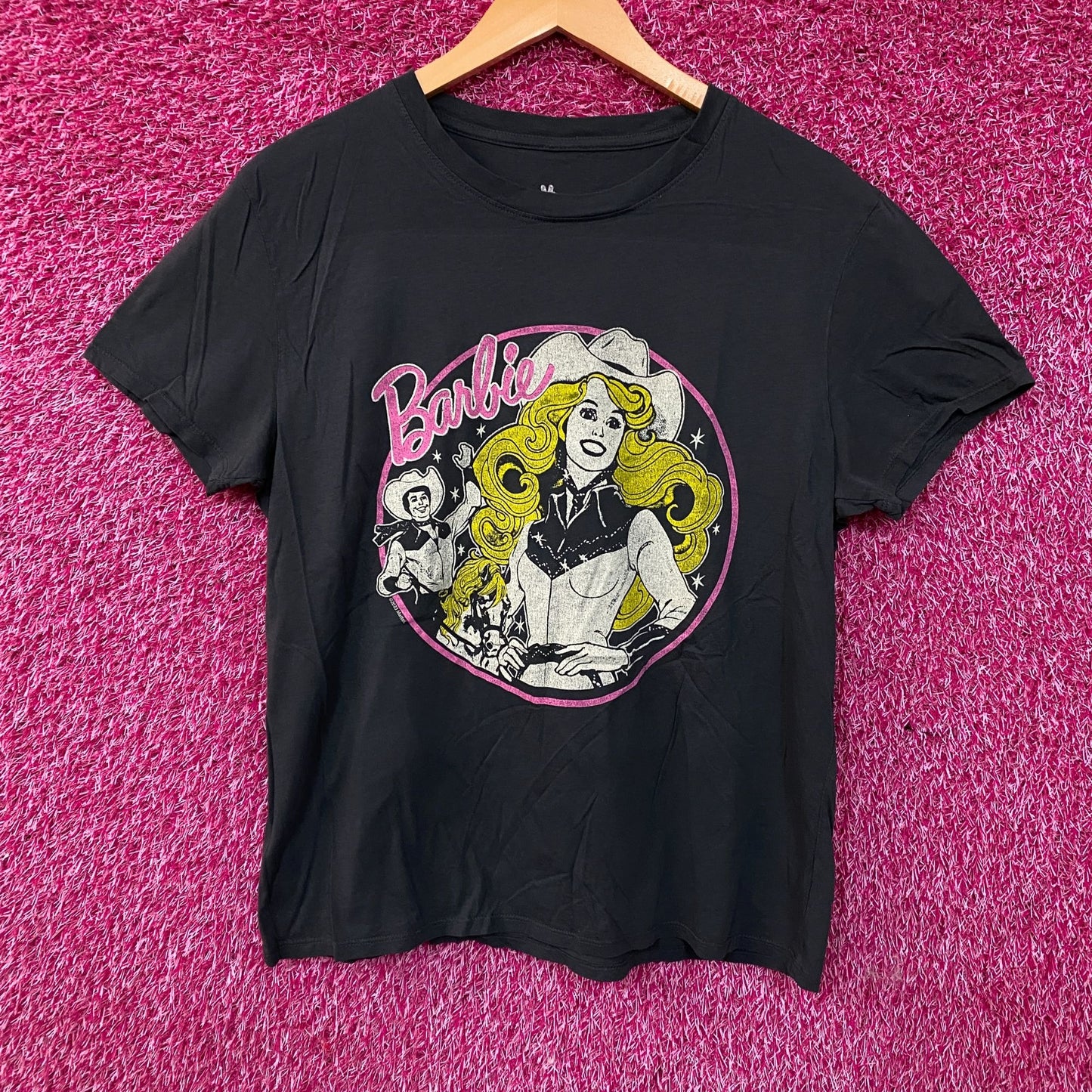 Junk Food Barbie Cowgirl Retro Graphic Women's Green Crop Tee Large