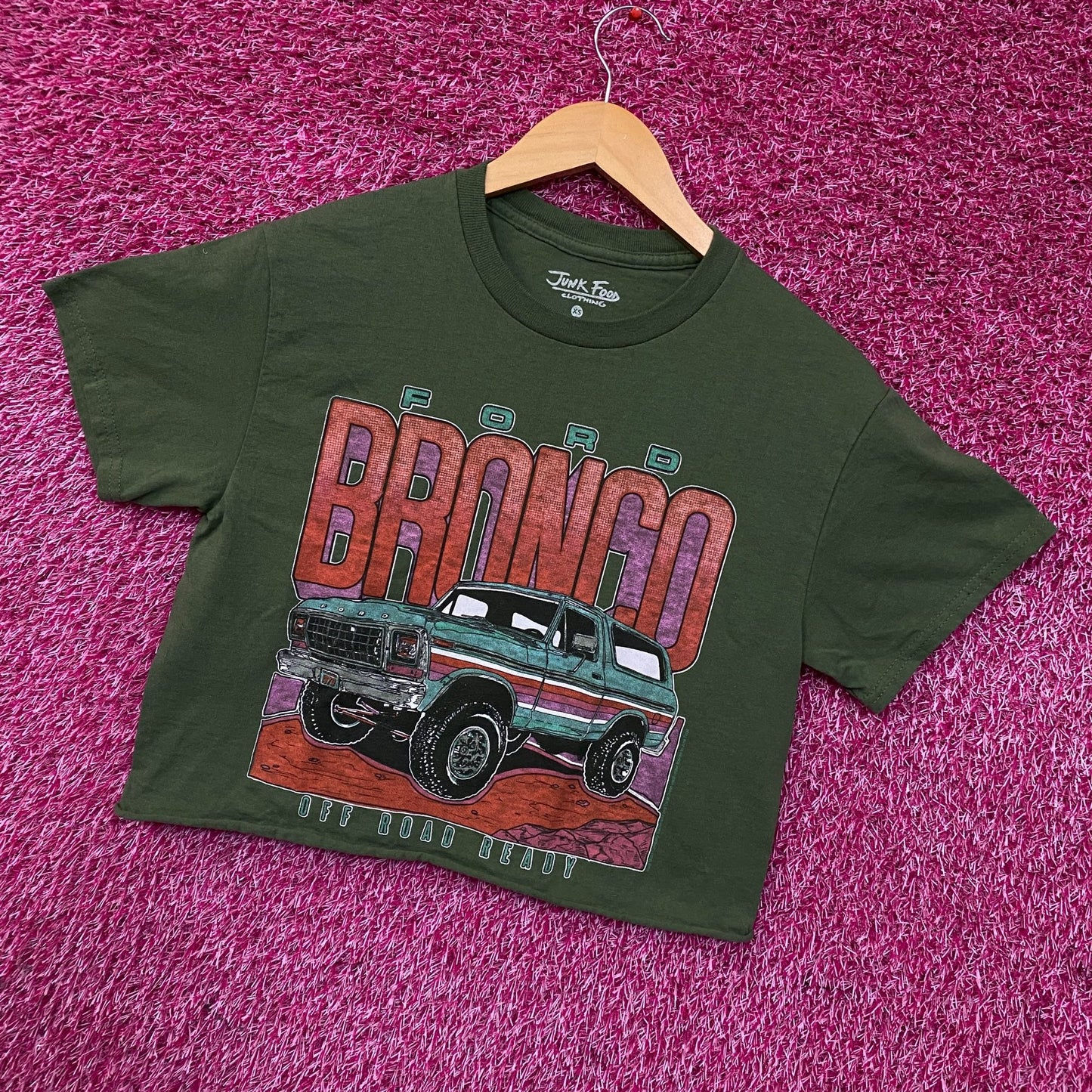 Junk Food Clothing Ford Bronco Off Road Ready Flea Market Women's Crop Tee XS