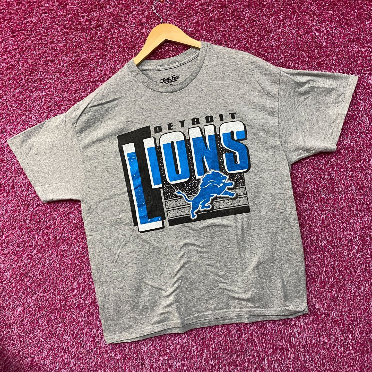 Junk Food Clothing NFL Detroit Lions Complete T-Shirt Large