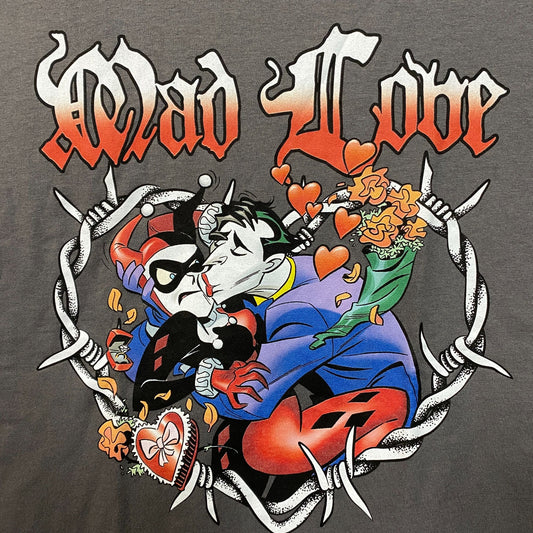 DC Comics Batman The Animated Series  Joker & Harley Quinn Mad Love T-Shirt Medium