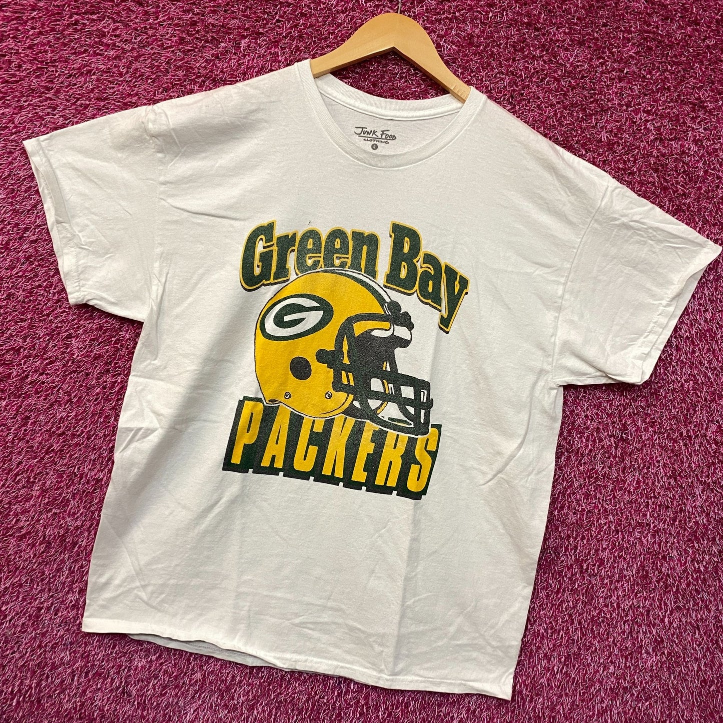 Junk Food Clothing NFL Green Bay Packers Throwback Helmet Logo T-Shirt Large