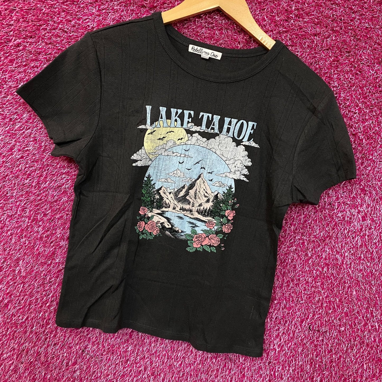 Rebellious One Lake Tahoe Ribbed Graphic Crop Top Medium