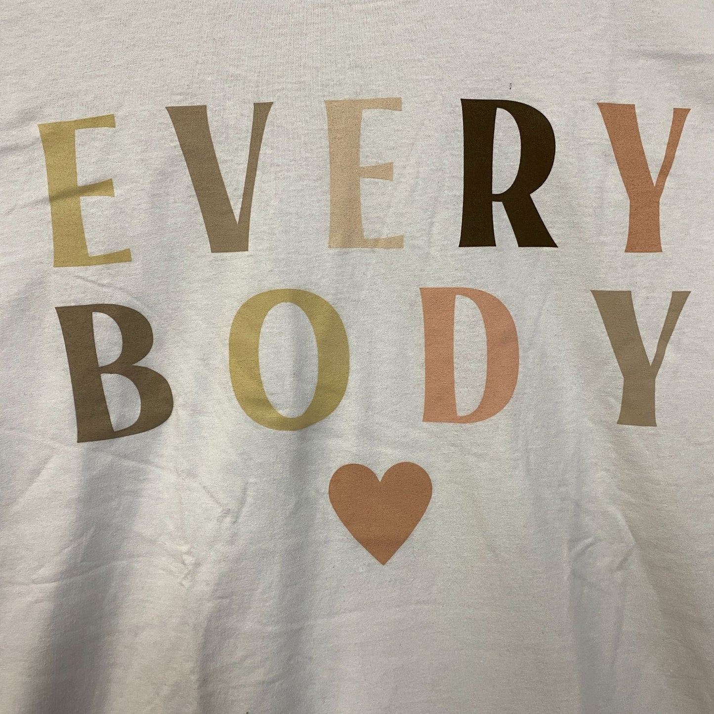 Everybody Heart Graphic Tee Large