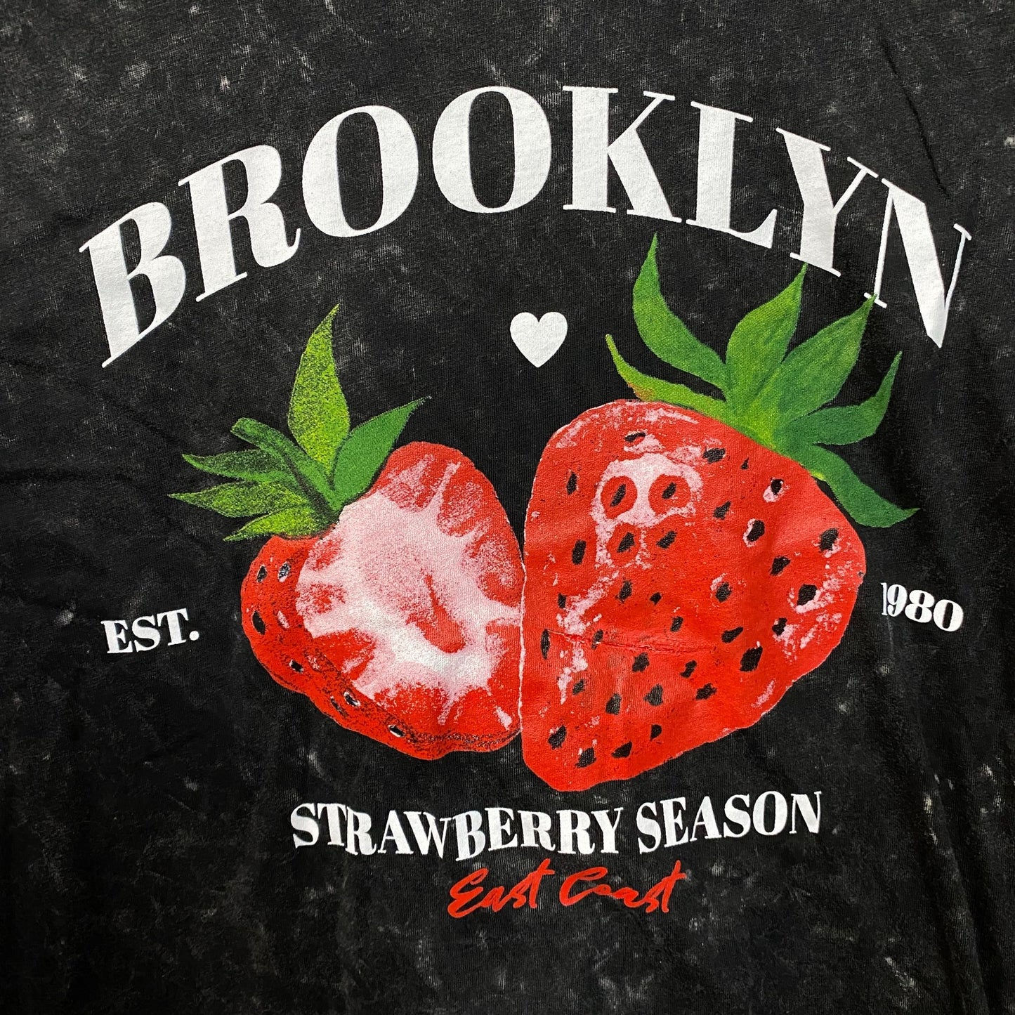 Rebellious One Brooklyn Strawberry Season Graphic Women's Crop Large