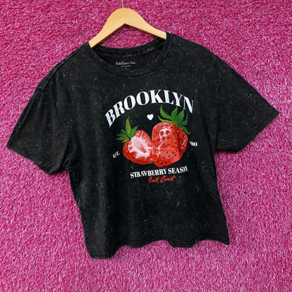 Rebellious One Brooklyn Strawberry Season Graphic Women's Crop Large