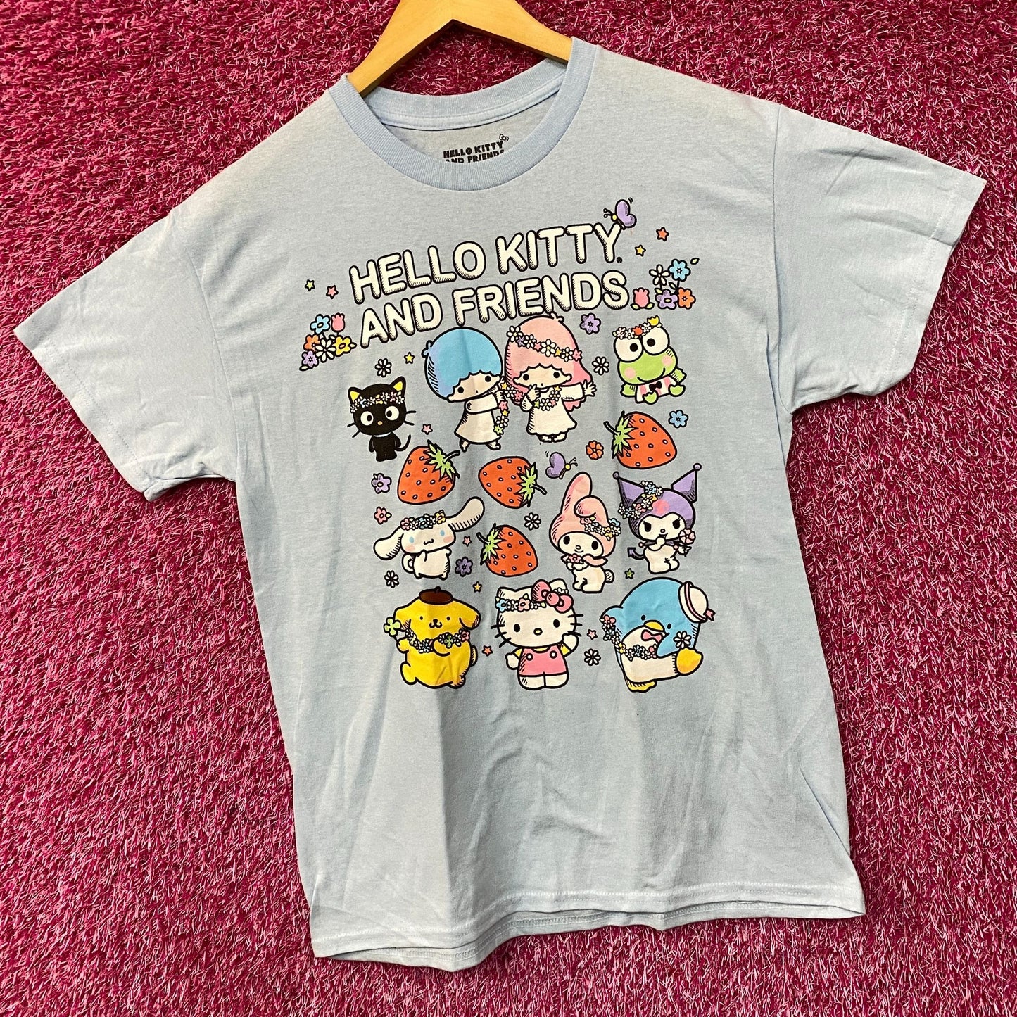 Sanrio Hello Kitty and Friends All Characters Kawaii T-Shirt Medium