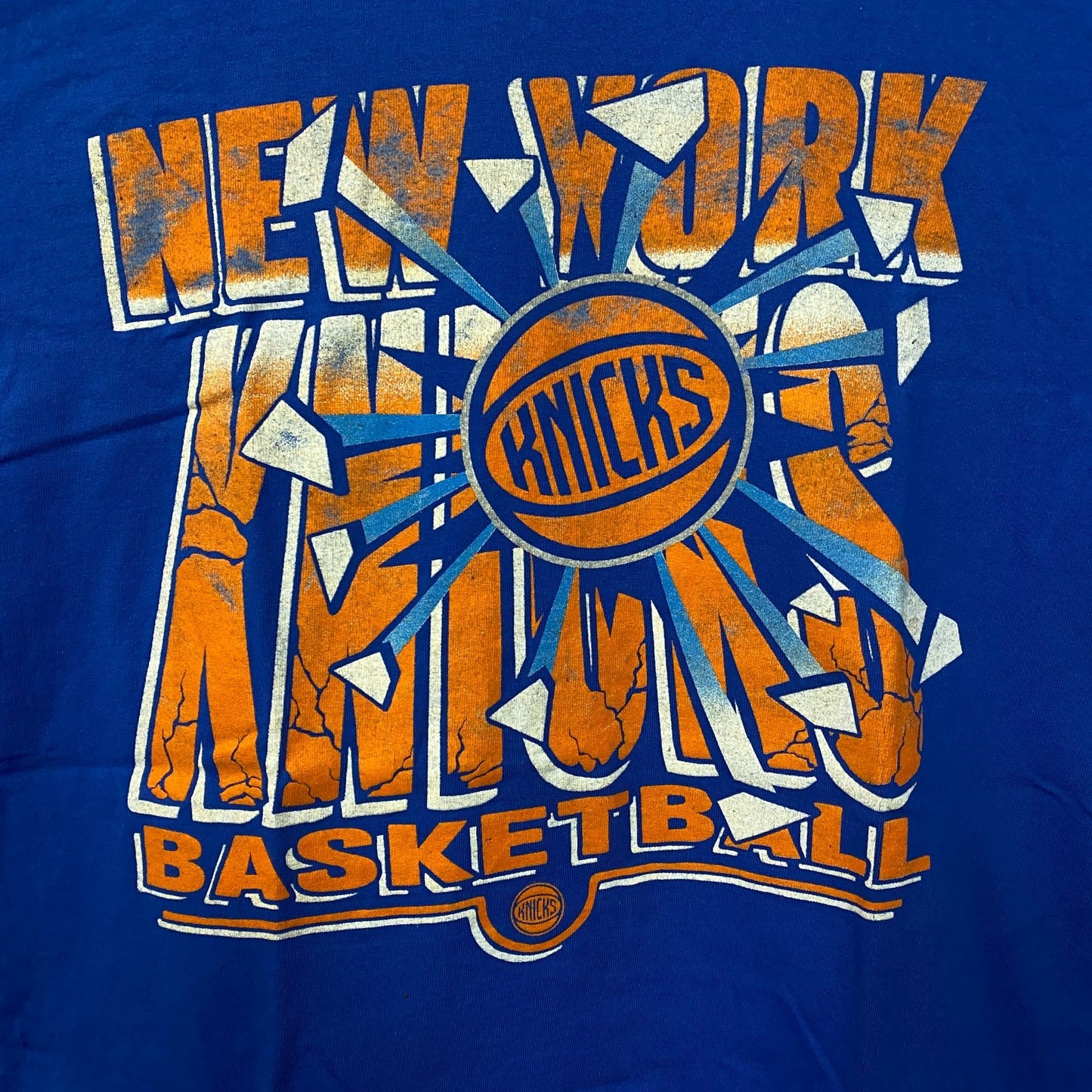 Junk Food Clothing NBA New York Knicks Break Through Graphic Tee Medium