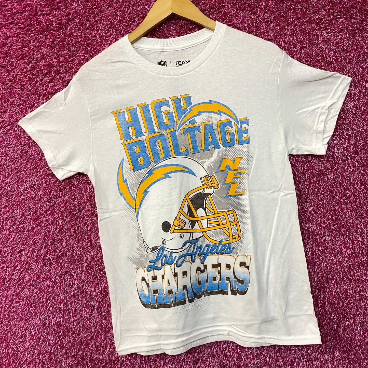 NFL Los Angeles Chargers High Voltage Retro Helmet Logo Graphic T-Shirt Small
