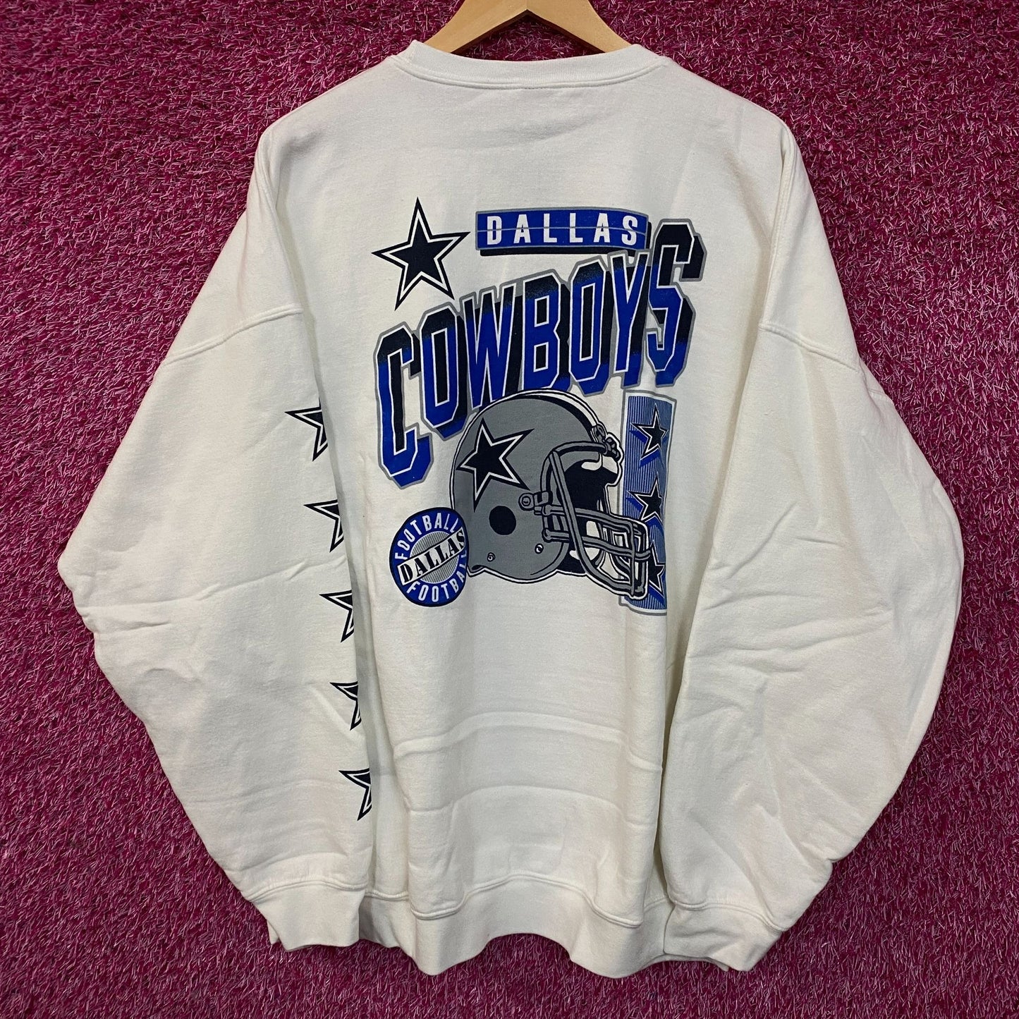 Junk Food Dallas Cowboys Star Sleeve Helmet Logo Crewneck Sweatshirt 2XL