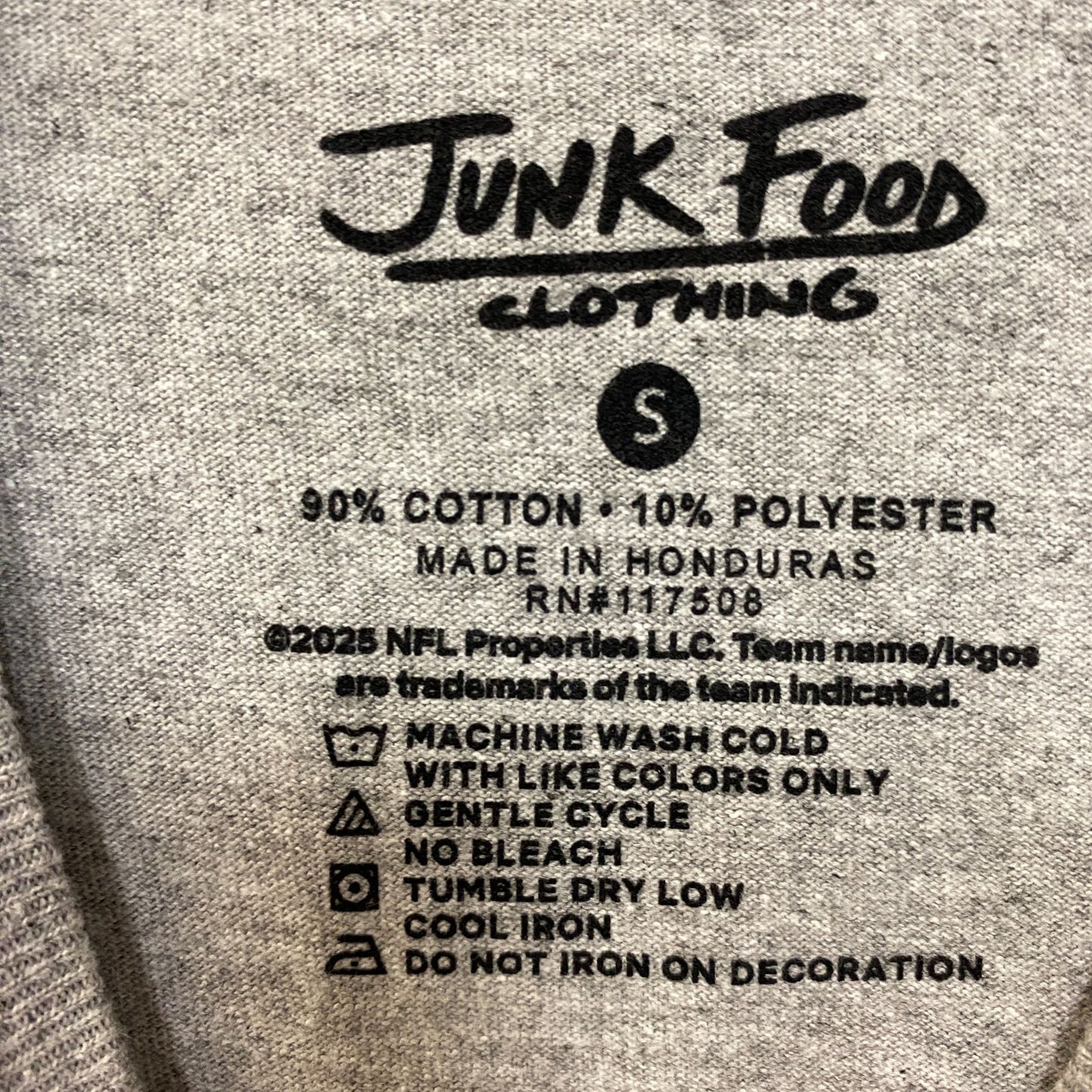 Junk Food Clothing NFL Buffalo Bills Bootleg Flea Market Tee Small