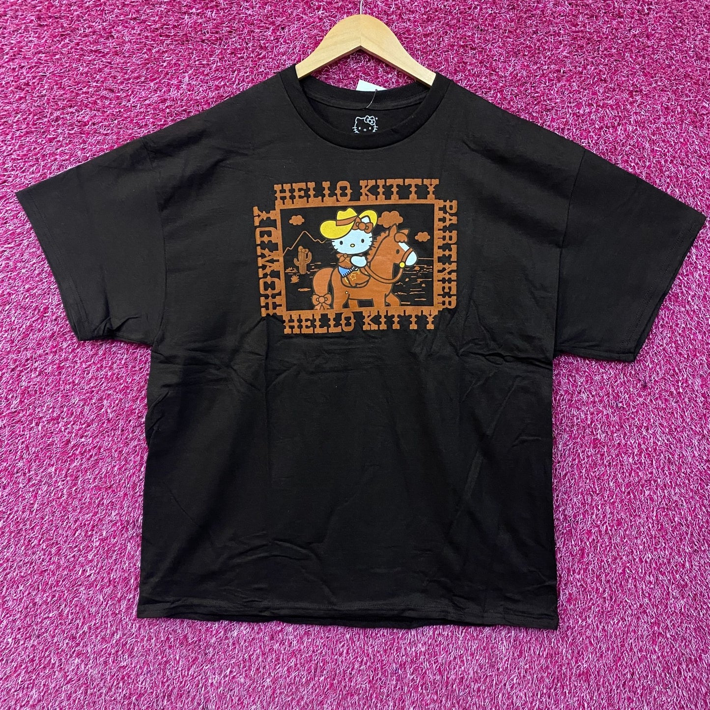 Sanrio Hello Kitty Desert Rodeo Howdy Partner Cute Graphic T-Shirt Large
