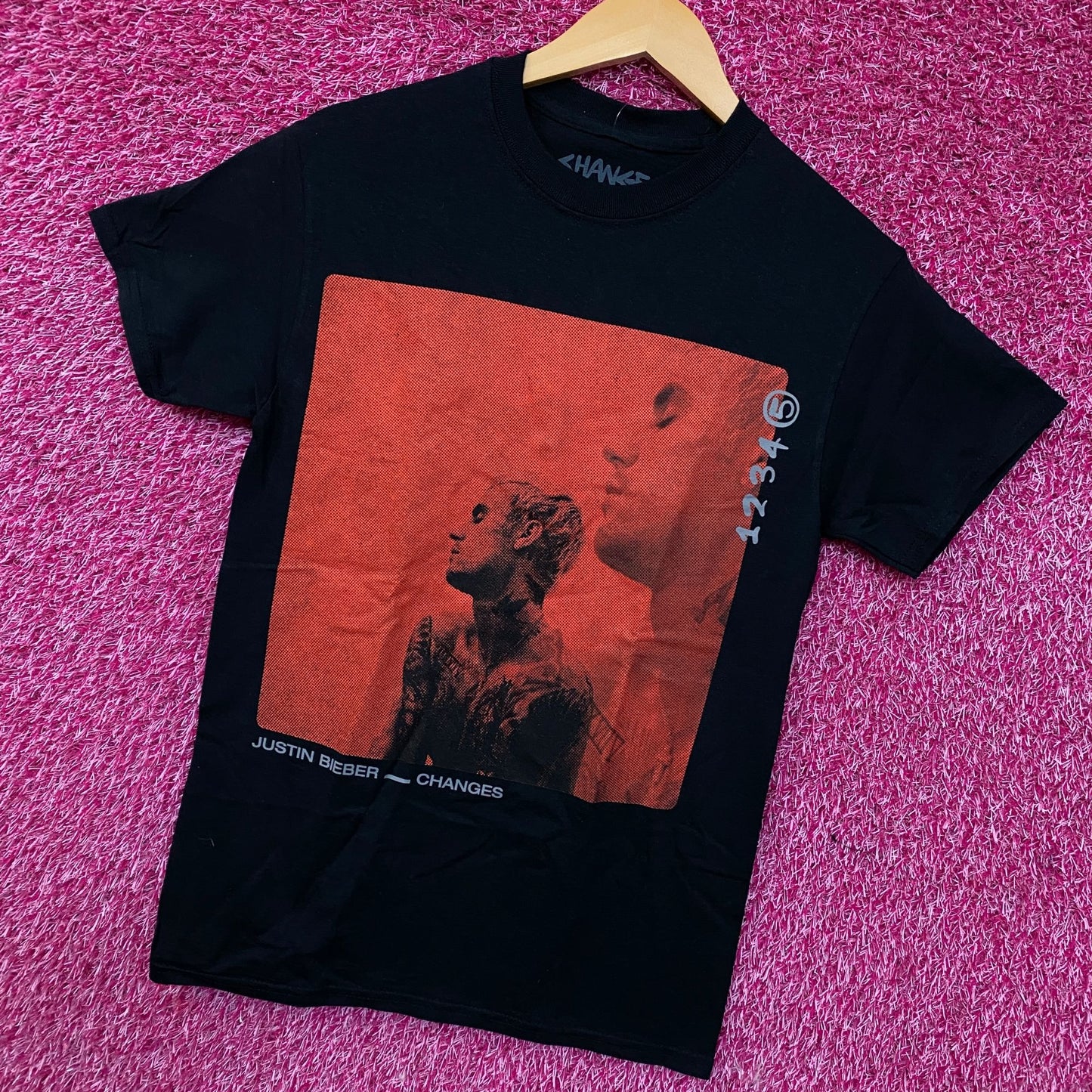 Justin Bieber Changes Album Cover Graphic T-Shirt Small