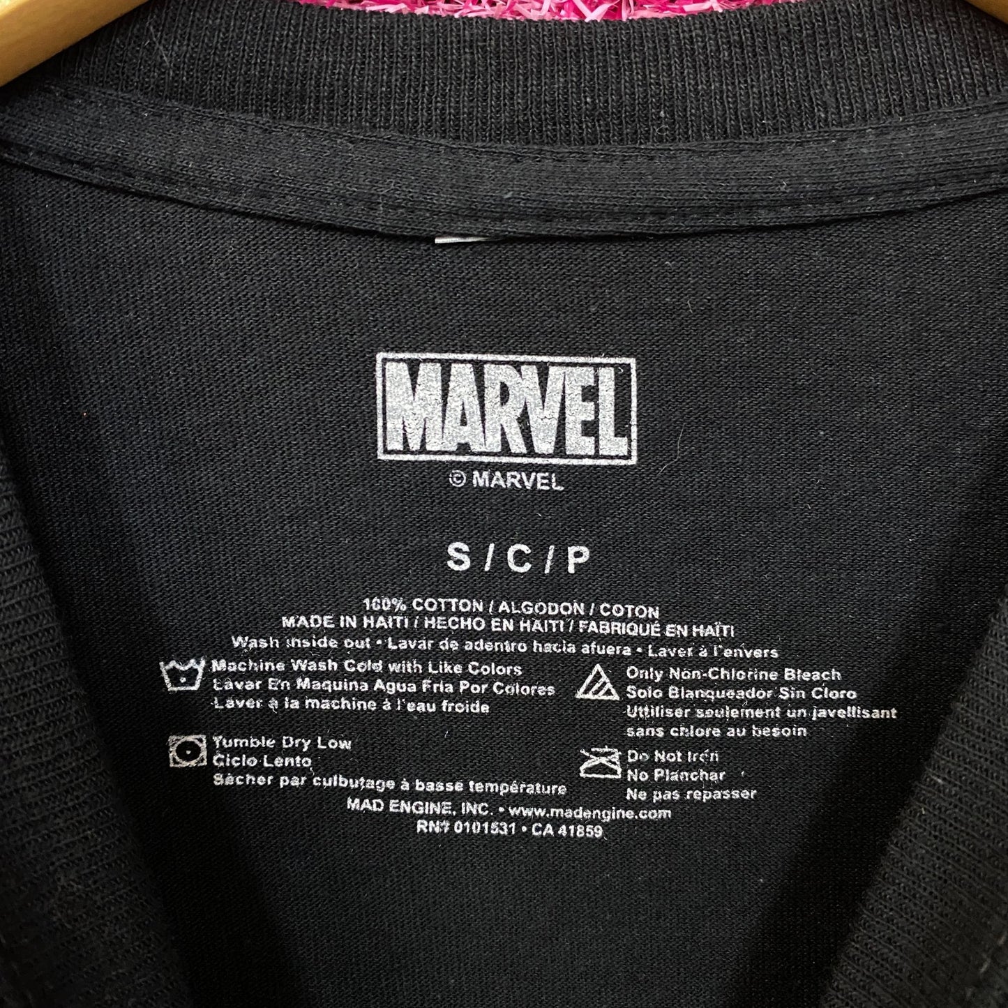 Marvel Team Up Group Shot Graphic Design T-Shirt Small