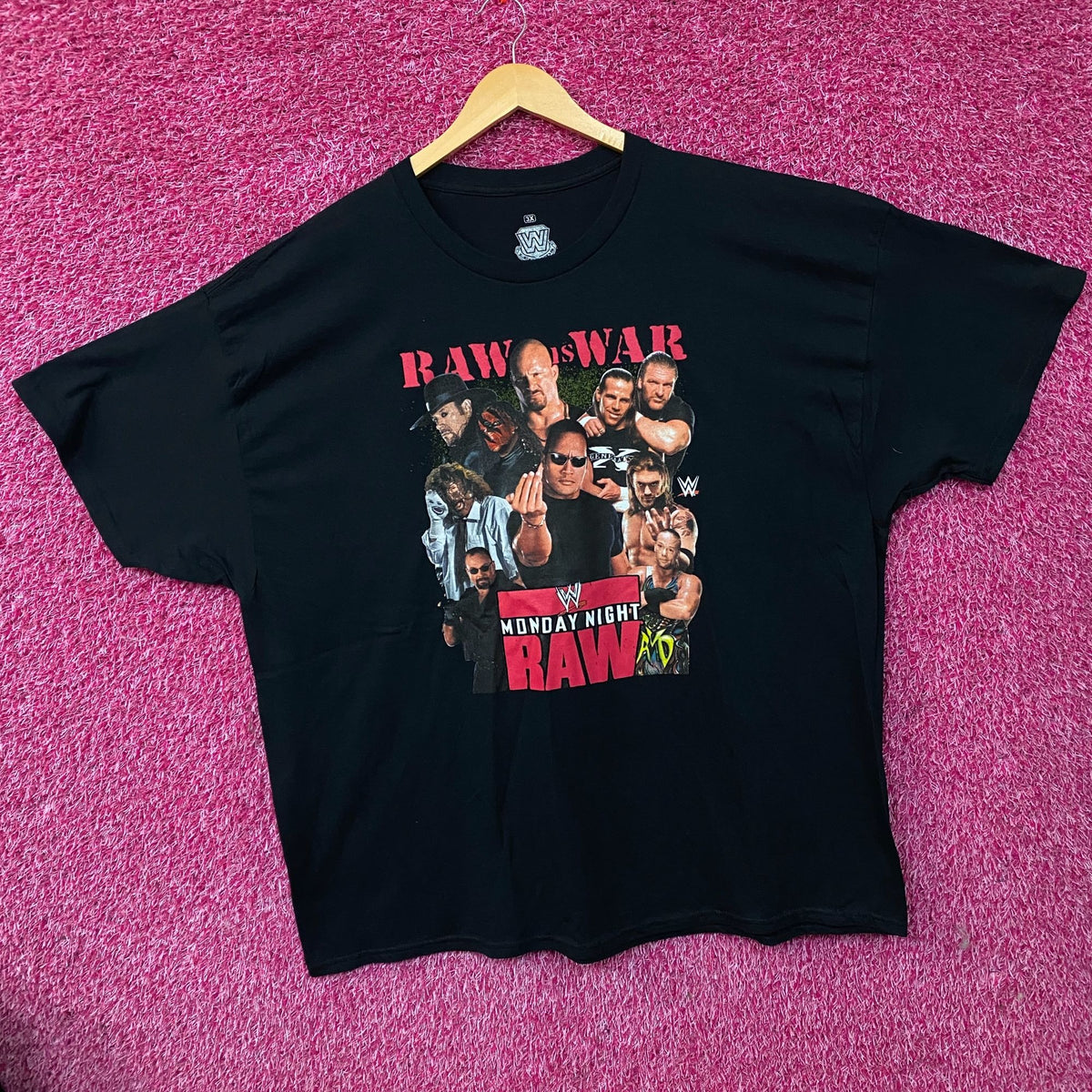 WWE Monday Night Raw Poster Raw is War T-Shirt 3XL