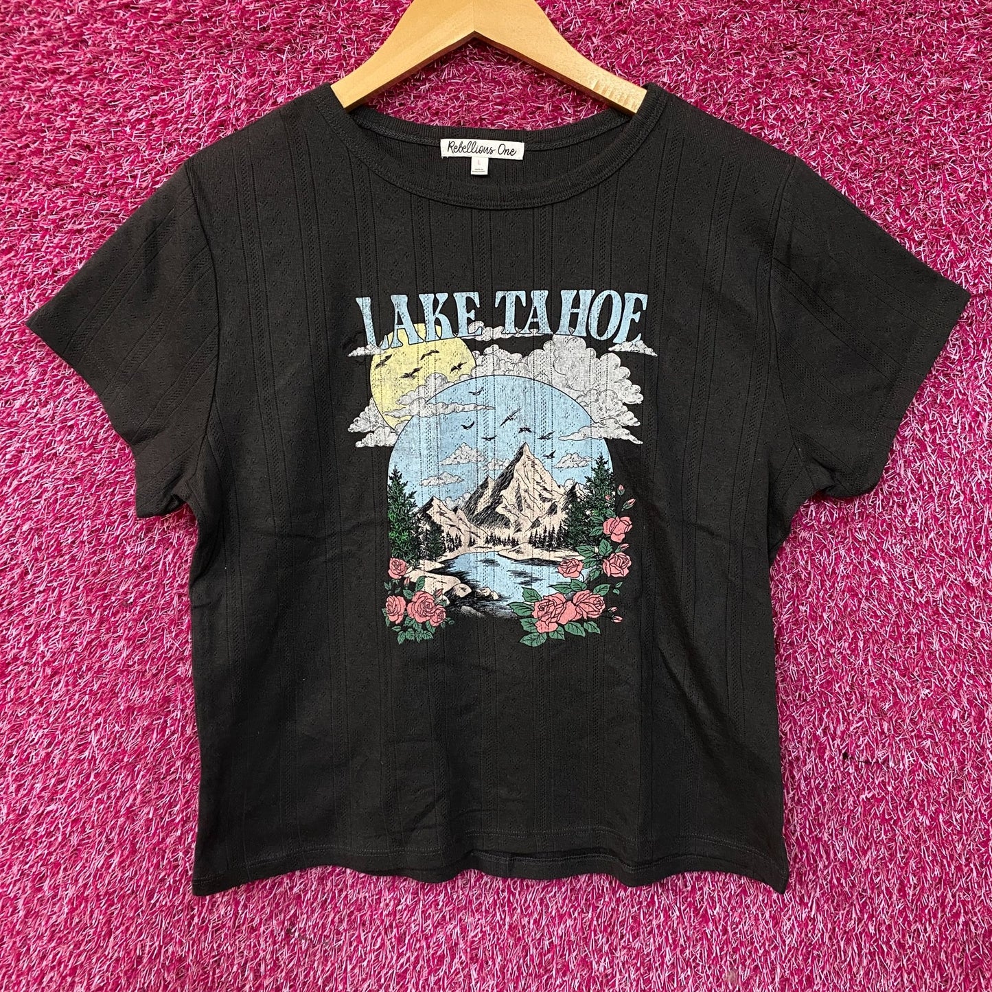 Rebellious One Lake Tahoe Ribbed Graphic Women's Crop Top Large