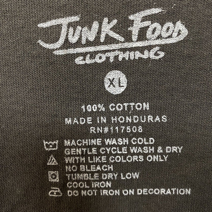 Junk Food These Boots Were Made For Dancin' Easy Graphic Women's Tee XL