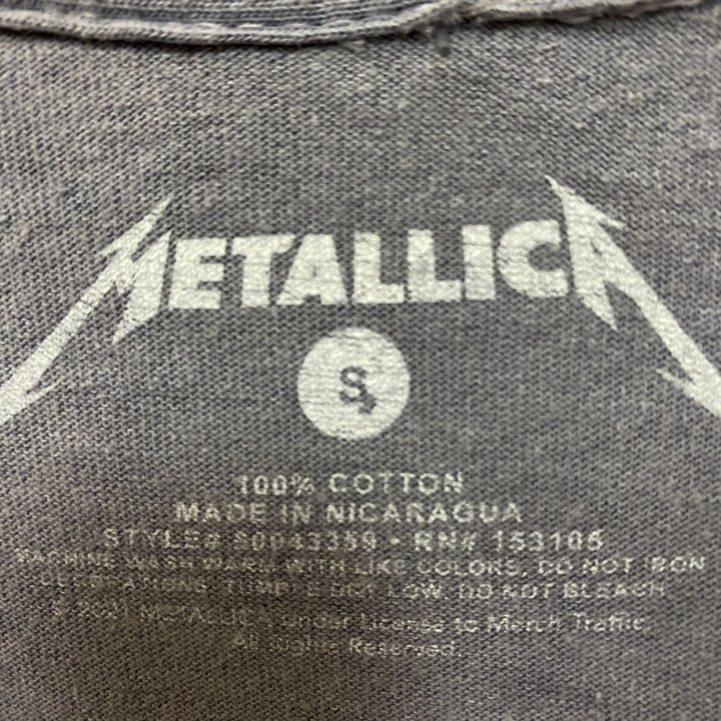 Metallica Norcal distressed purple Rock Tshirt size small