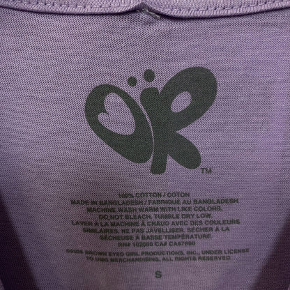 Olivia Rodrigo "Spills Her Guts LIVE!" Graphic T-shirt Small