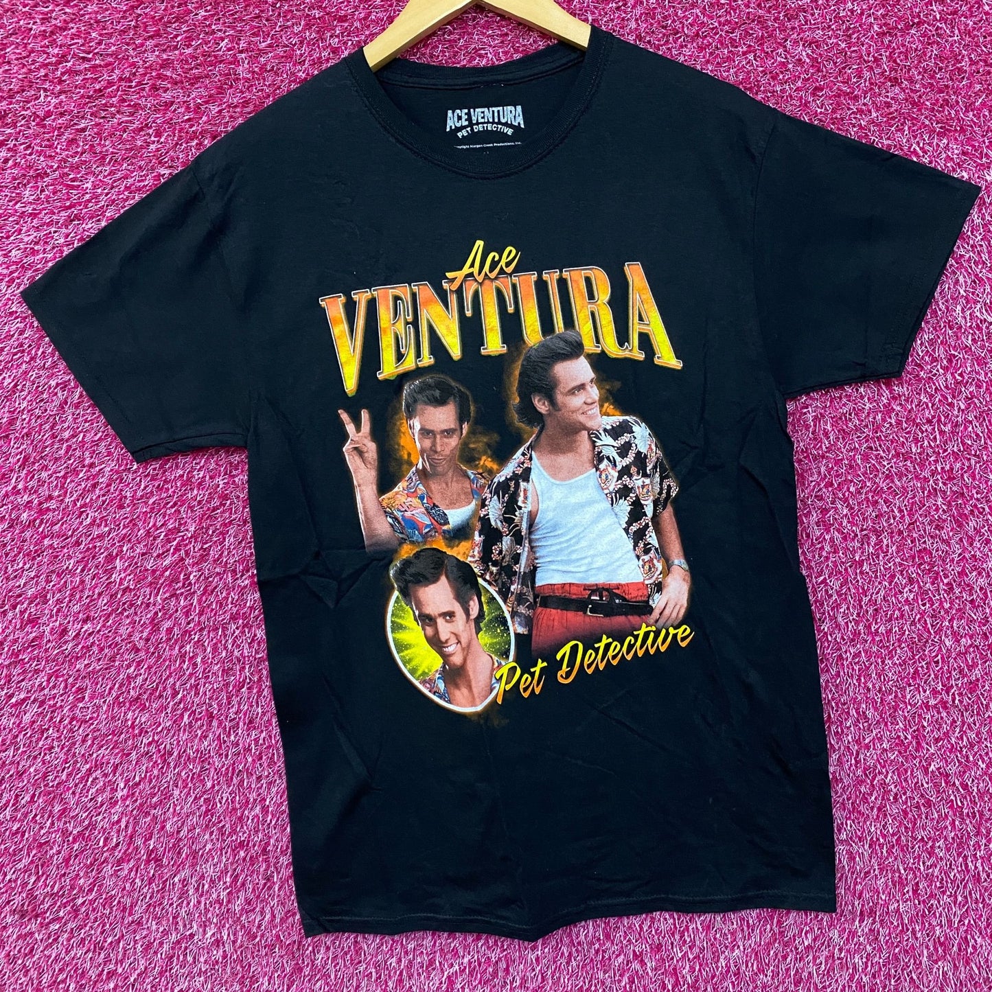Ace Ventura Pet Detective Movie Graphic T-Shirt Medium