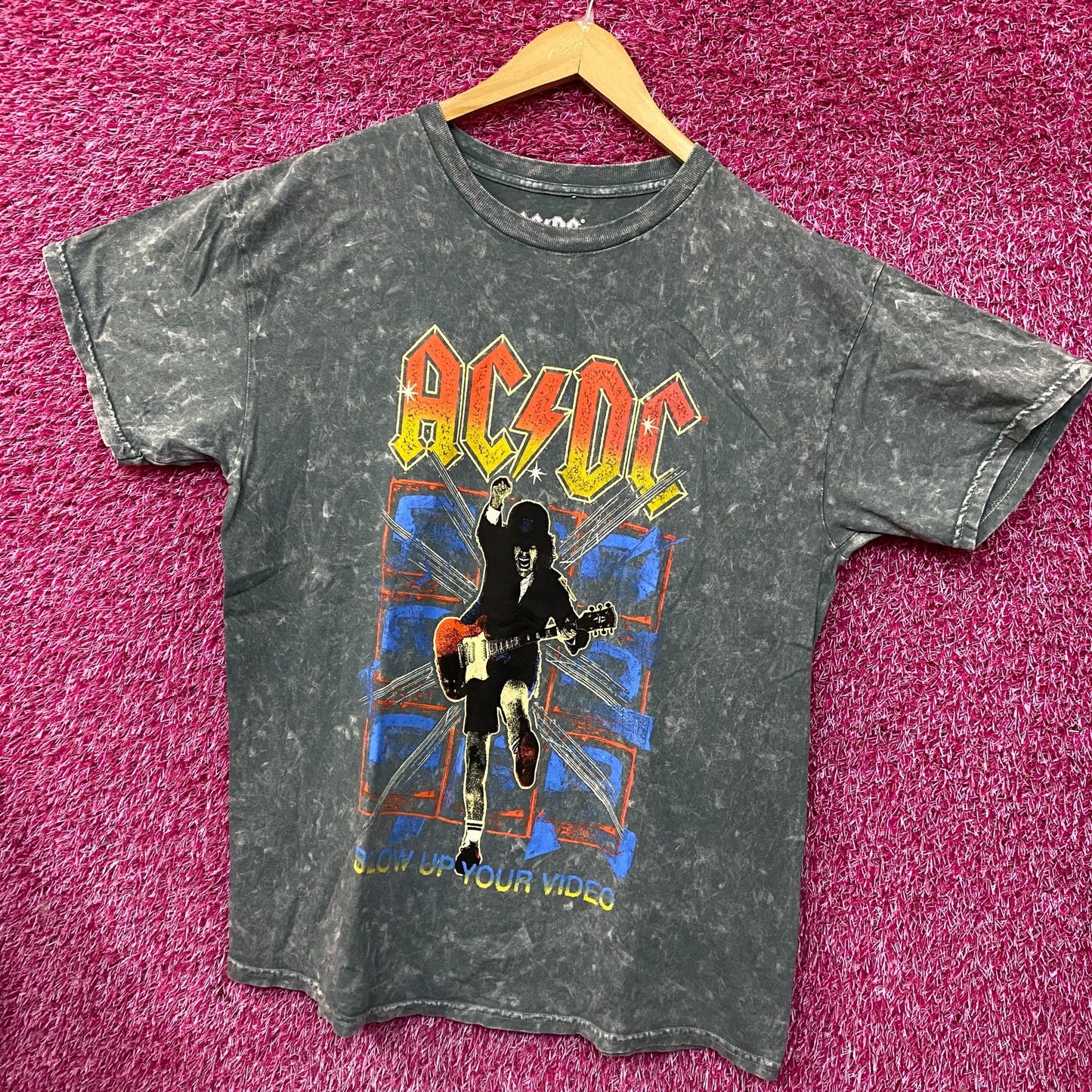 AC/DC Blow Up Your Video Album Art Hard Rock T-Shirt Medium