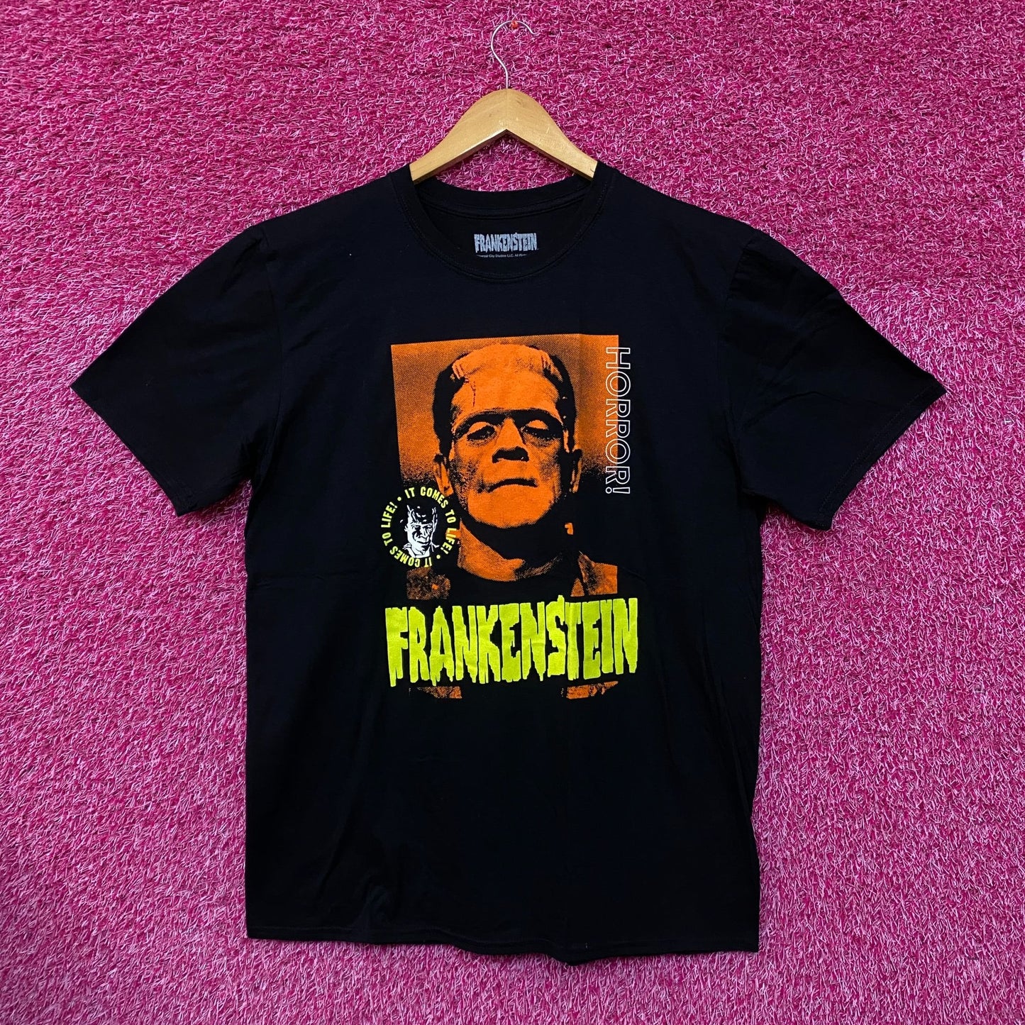 Frankenstein Universal Studios Monster Horror Movie Tee L
