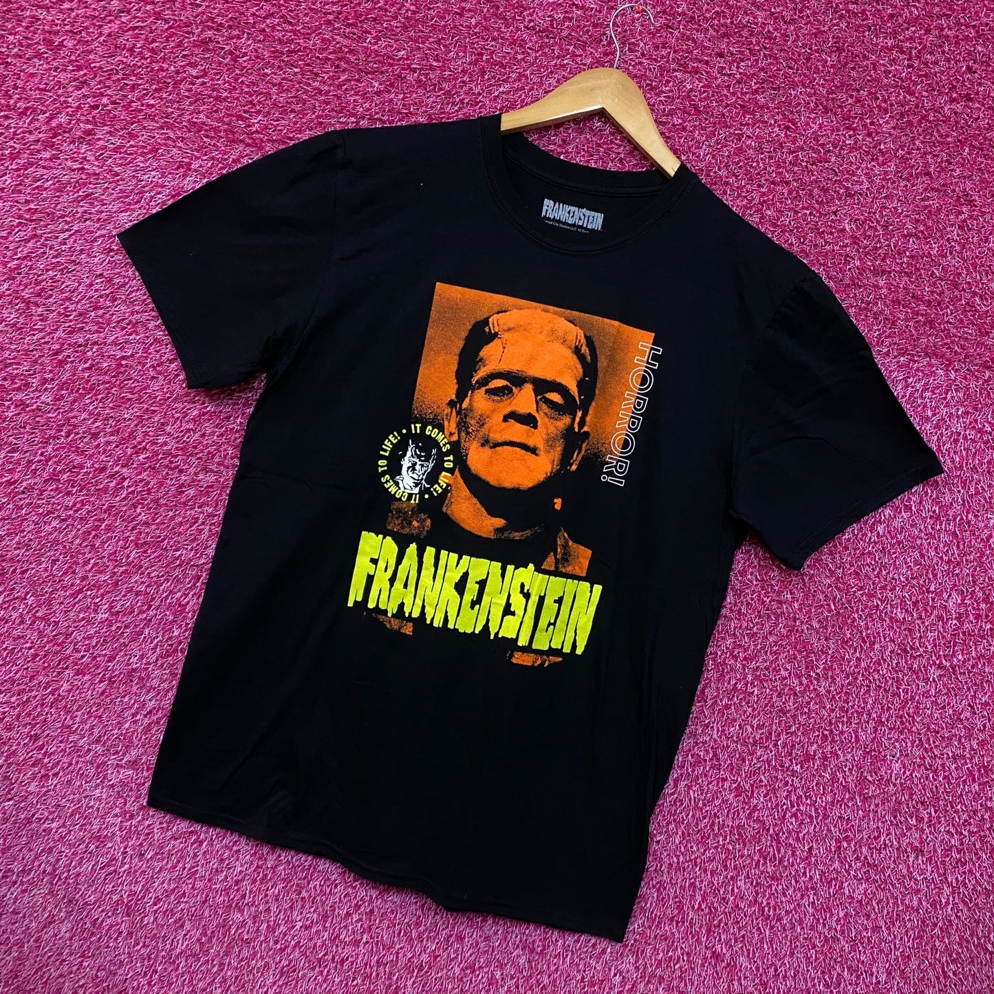 Frankenstein Universal Studios Monster Horror Movie Tee L