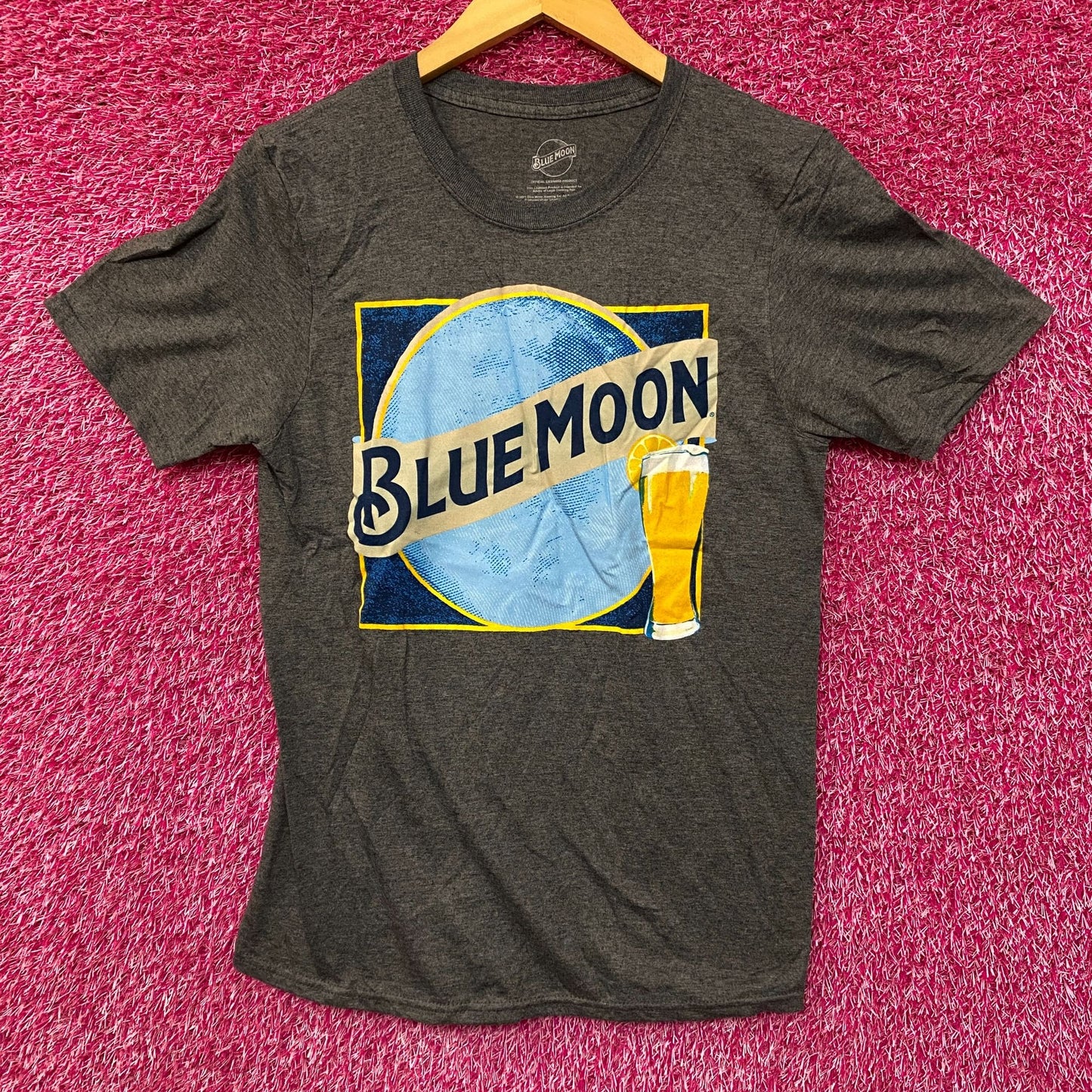 Luv Blue Moon Beer Distressed Logo T-Shirt Small