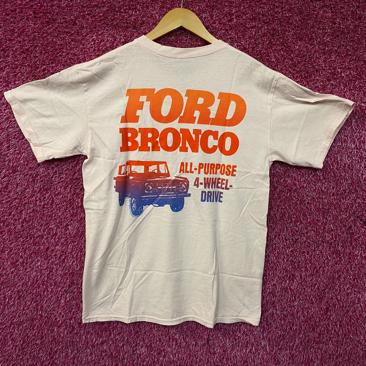Junk Food Ford Bronco 4-Wheel-Drive Pink Graphic T-Shirt Small