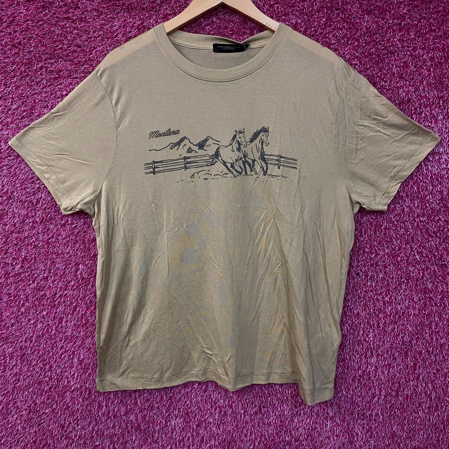 Junk Food Montana Horses Vintage Style Women's Tissue Tee 2XL