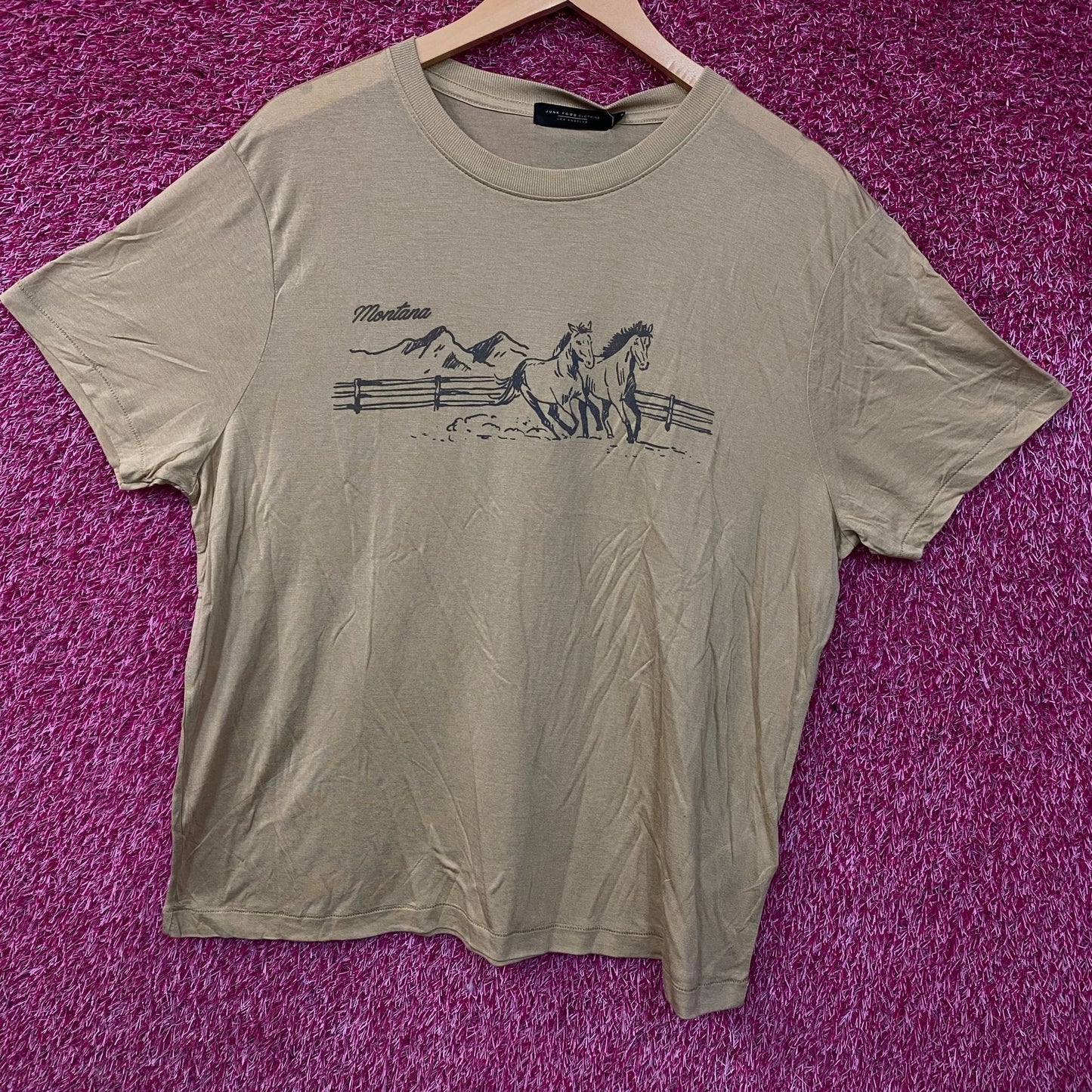 Junk Food Montana Horses Vintage Style Women's Tissue Tee 2XL