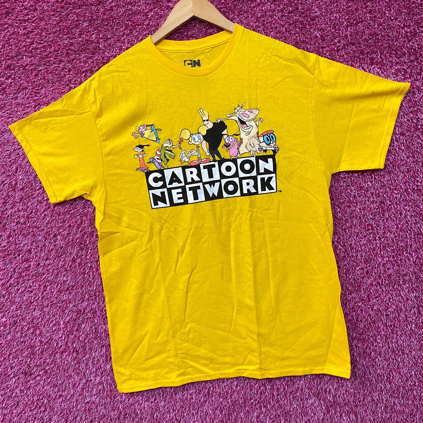 Cartoon Network Throwback Logo With Characters Graphic Print T-Shirt Medium